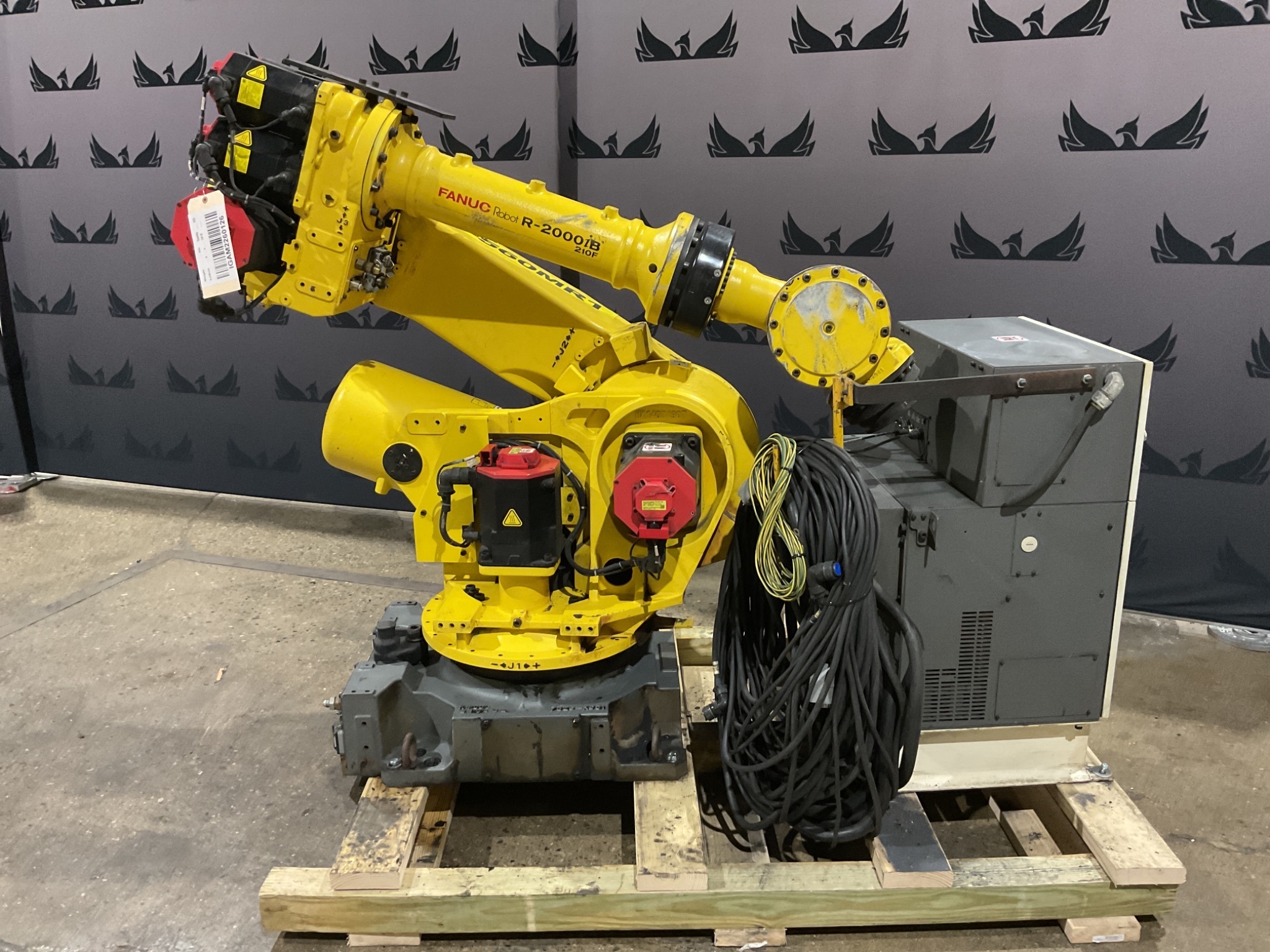 FANUC R-2000iB/210F Complete w/ R-30iB Controls 2014 USED 0