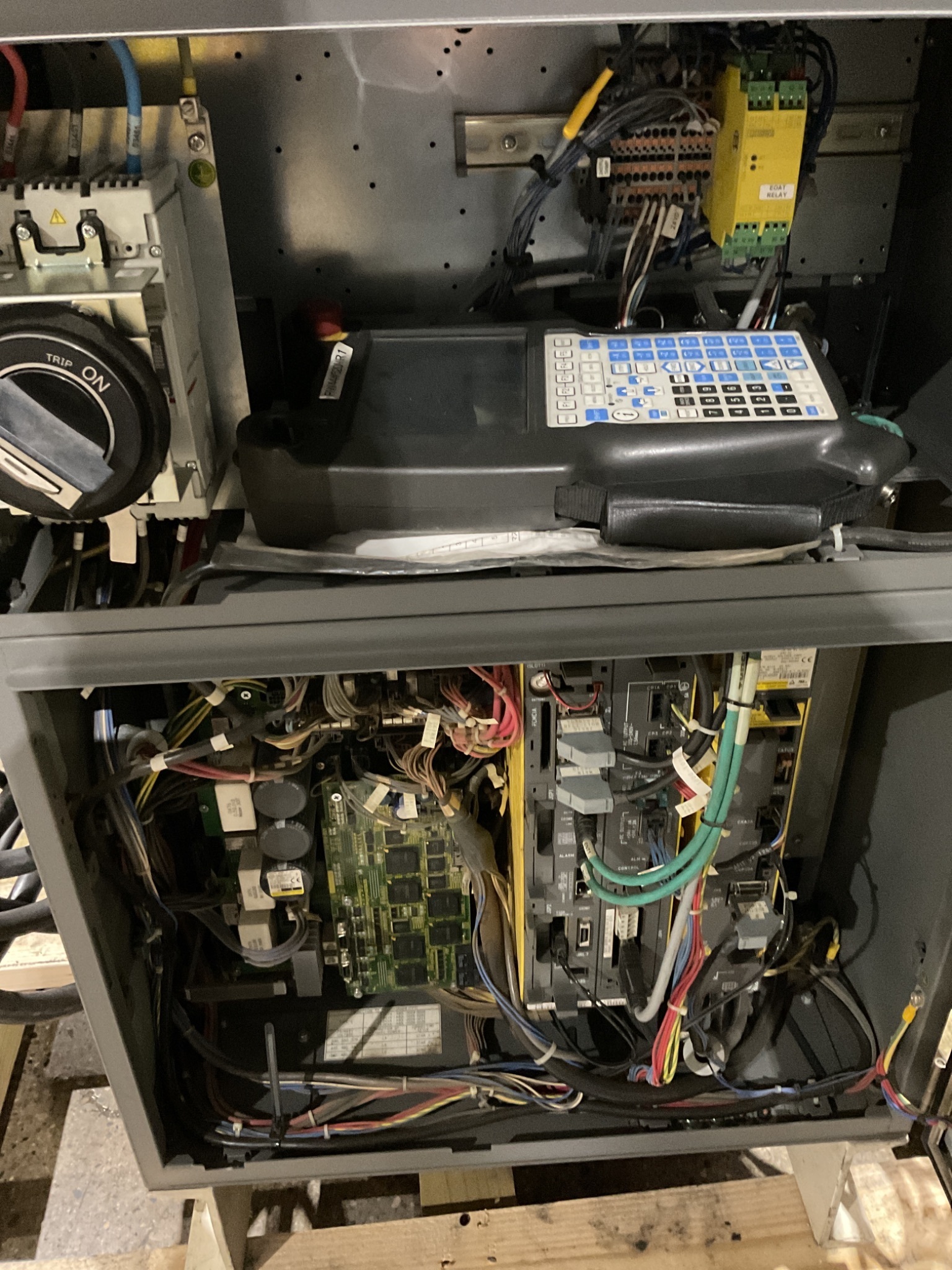 FANUC R-2000iB/210F Complete w/ R-30iB Controls 2014 USED 10