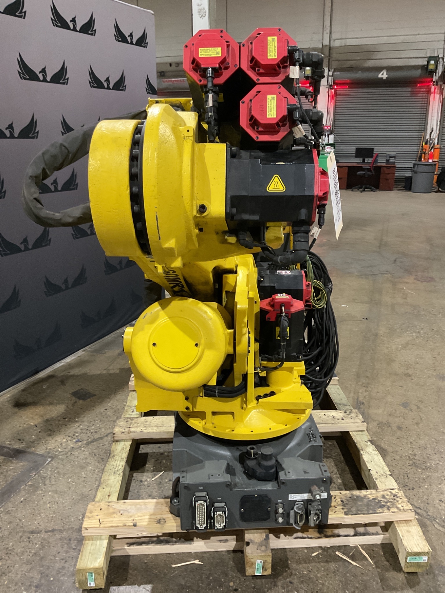 FANUC R-2000iB/210F Complete w/ R-30iB Controls 2014 USED 2