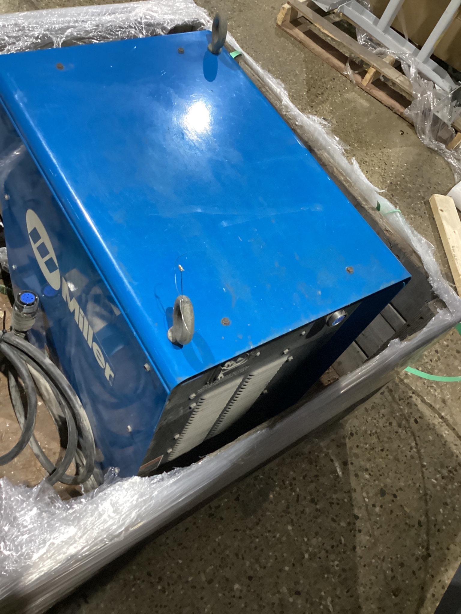 MILLER AXCESS 450 Welder w/ Wire Feeder USED 3