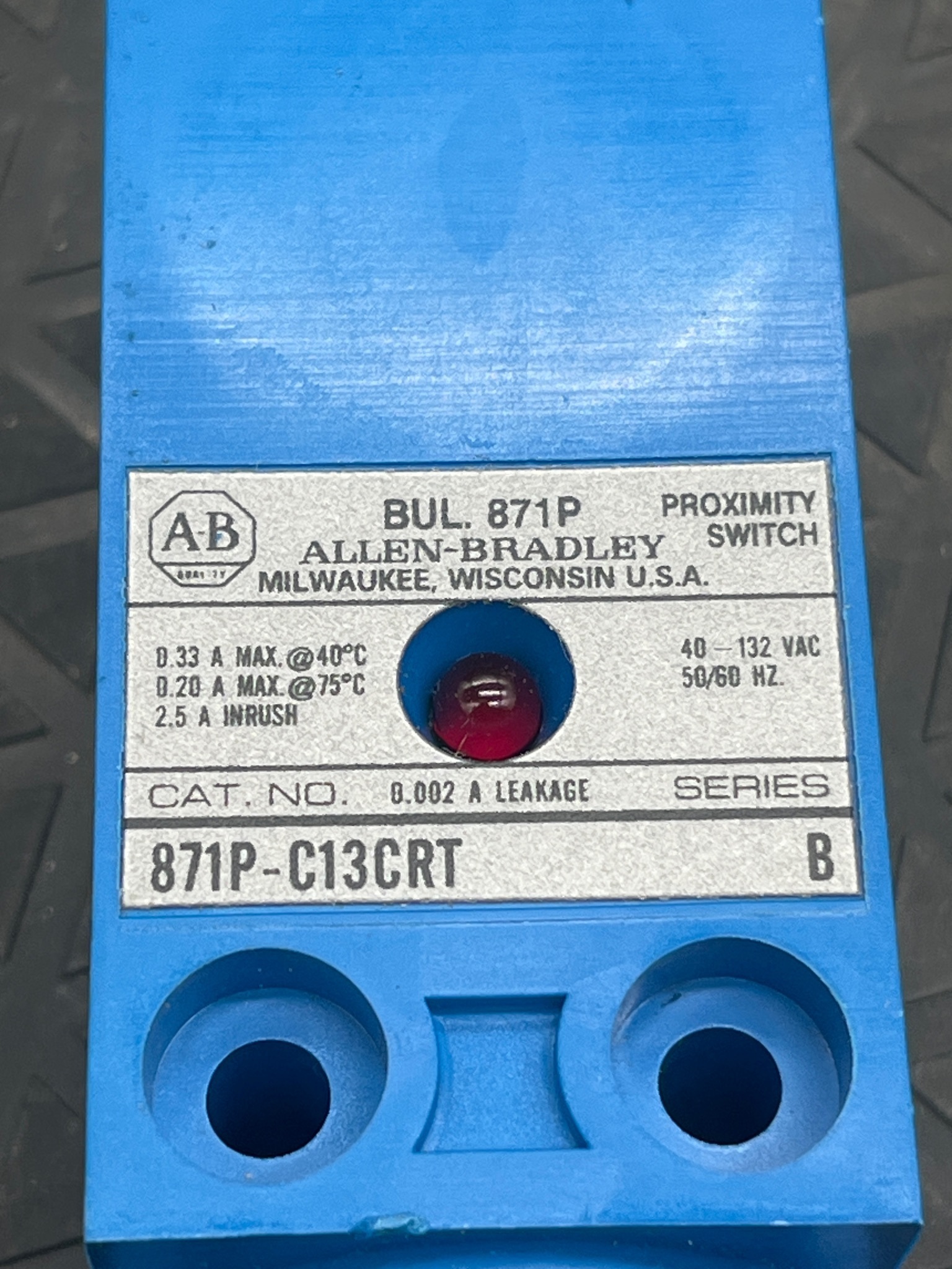 ALLEN BRADLEY 871P-C13CRT Proximity Switch Receptacle NEW 7