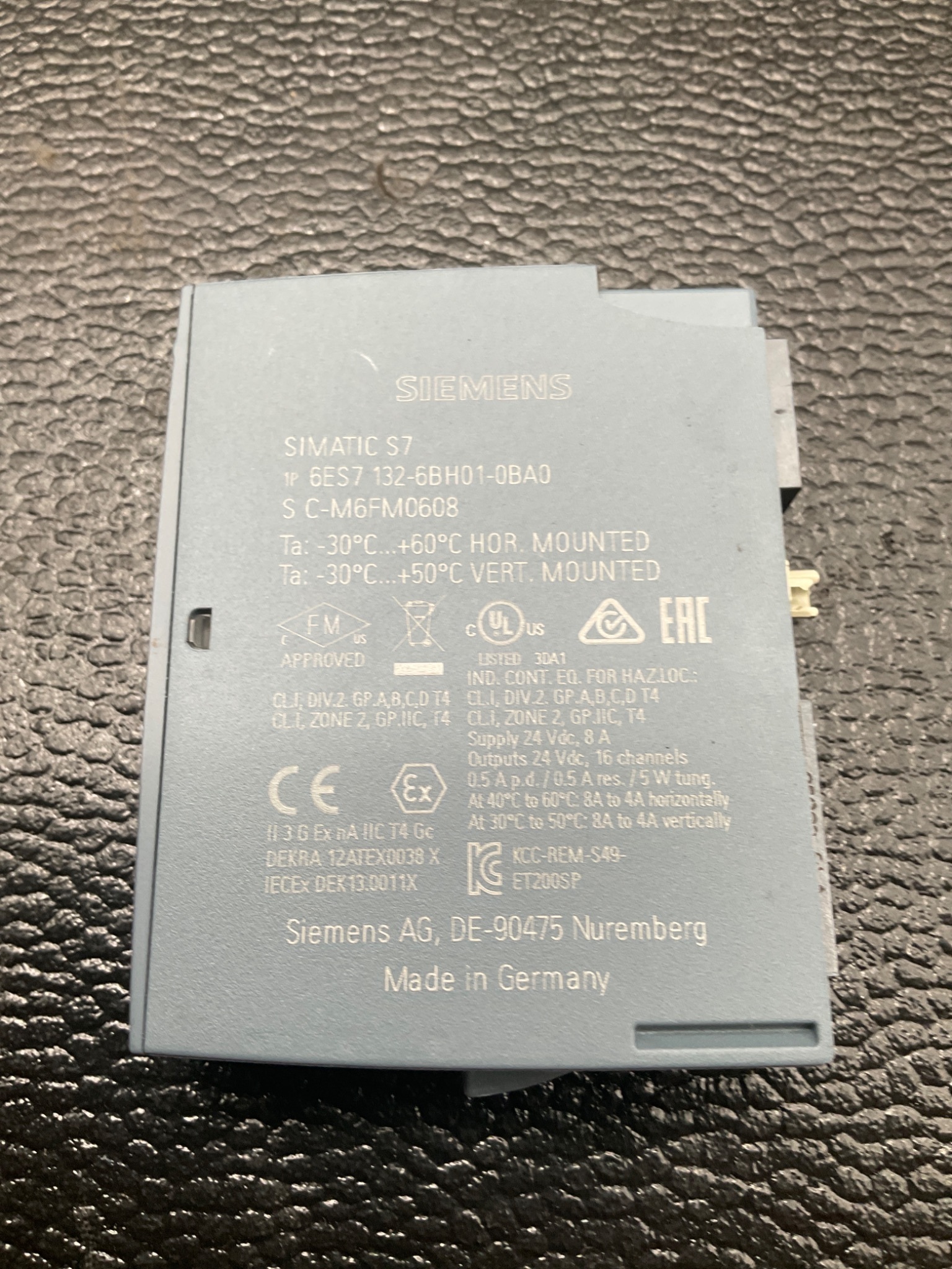 SIEMENS 6ES7 132-6BH01-0BA0 SIMATIC ET 200SP Digital Output Module USED 5