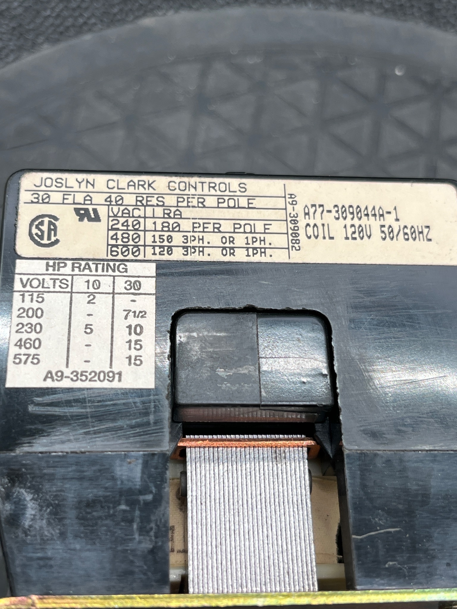 JOSLYN CLARK DP3C303-120 Definite Purpose Contactor NEW 11
