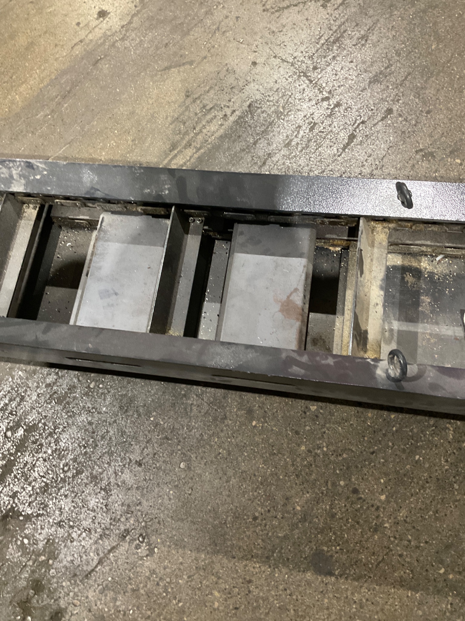 BETAKE 329 Metal Chip Conveyor USED 6