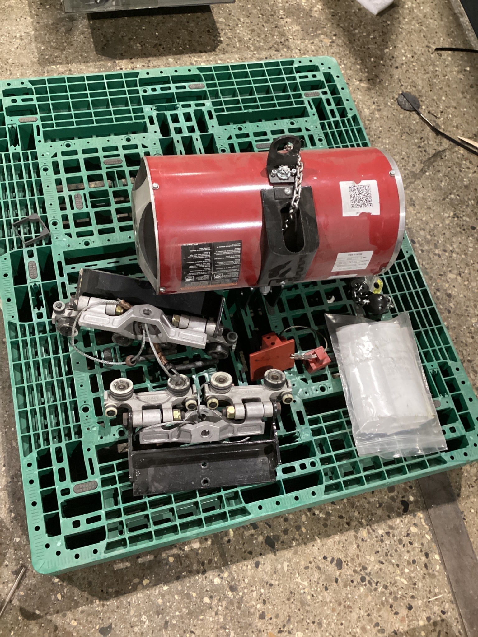 KNIGHT GLOBAL KBC700-052 Pneumatic Chain Balancer USED 1