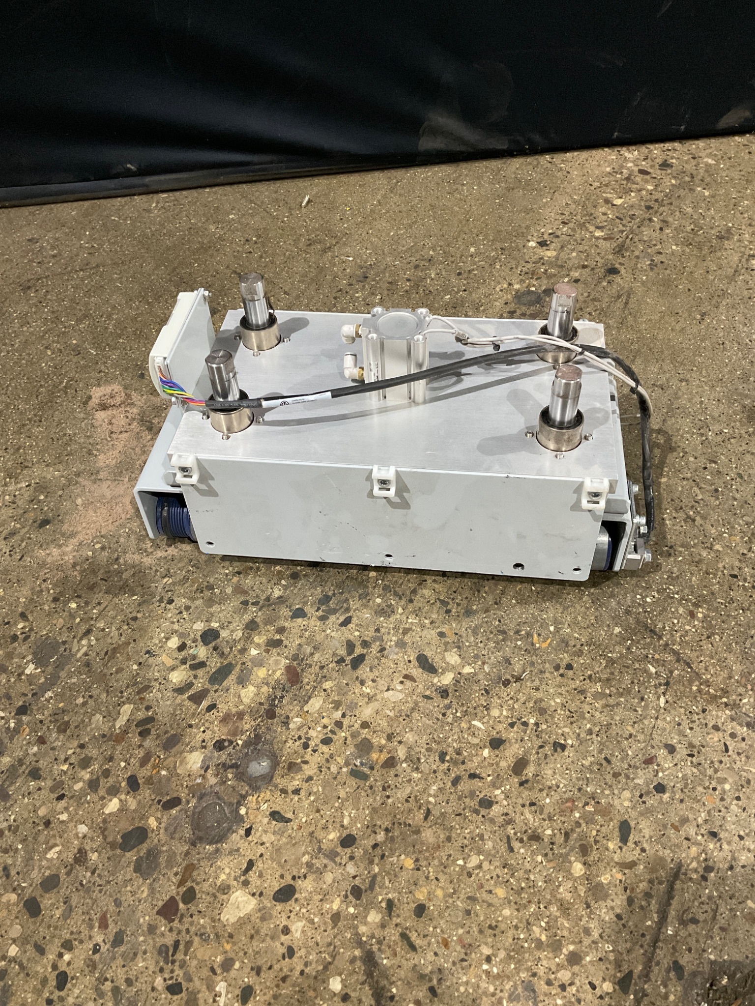 EQUBE PULSEROLLER Powered Roller Conveyor System USED 0