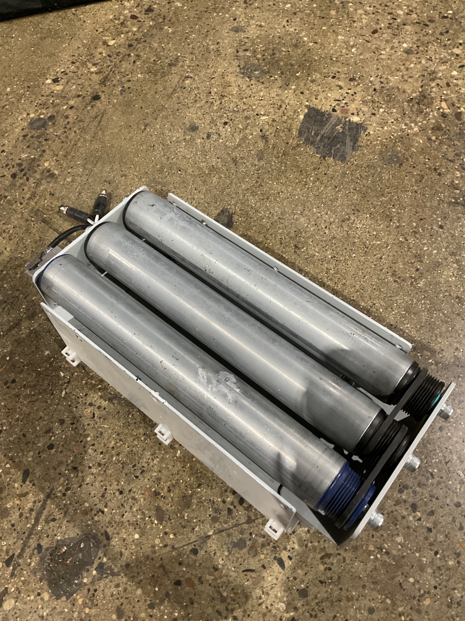 EQUBE PULSEROLLER Powered Roller Conveyor System USED 3
