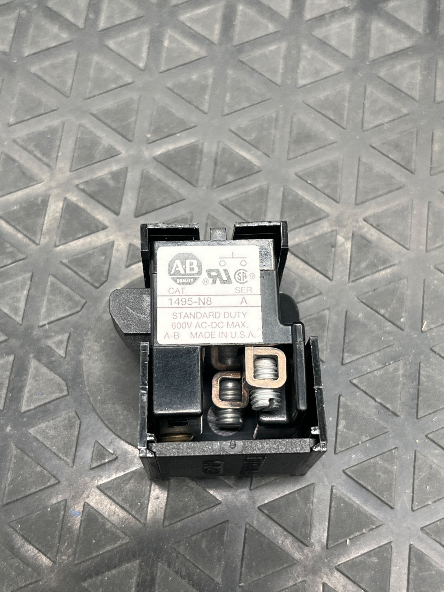 ALLEN BRADLEY 1495-N8 Auxiliary Contact NEW 5