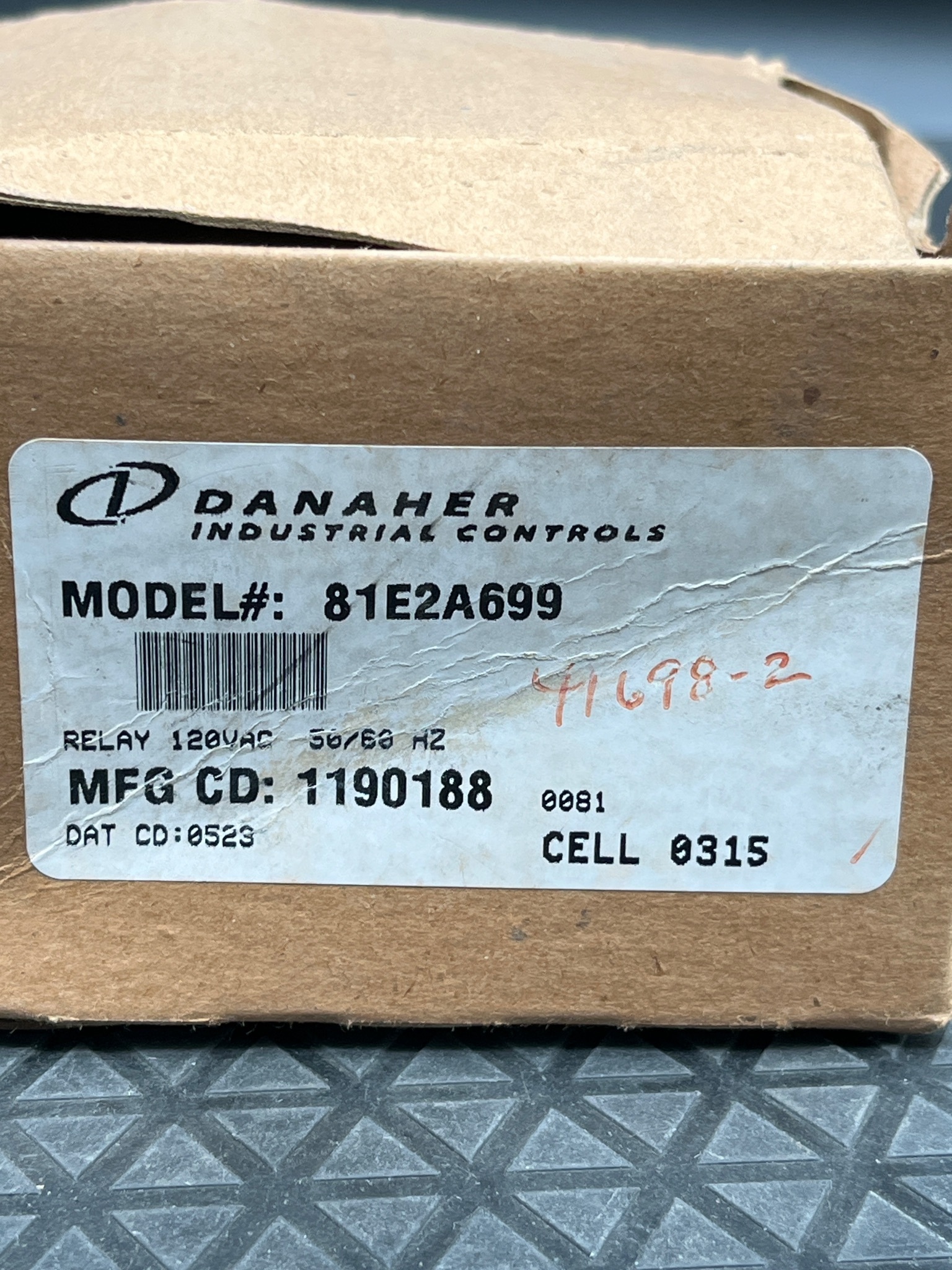 DANAHER 81E2A699 Relay 120VAC 50/60Hz NEW 3