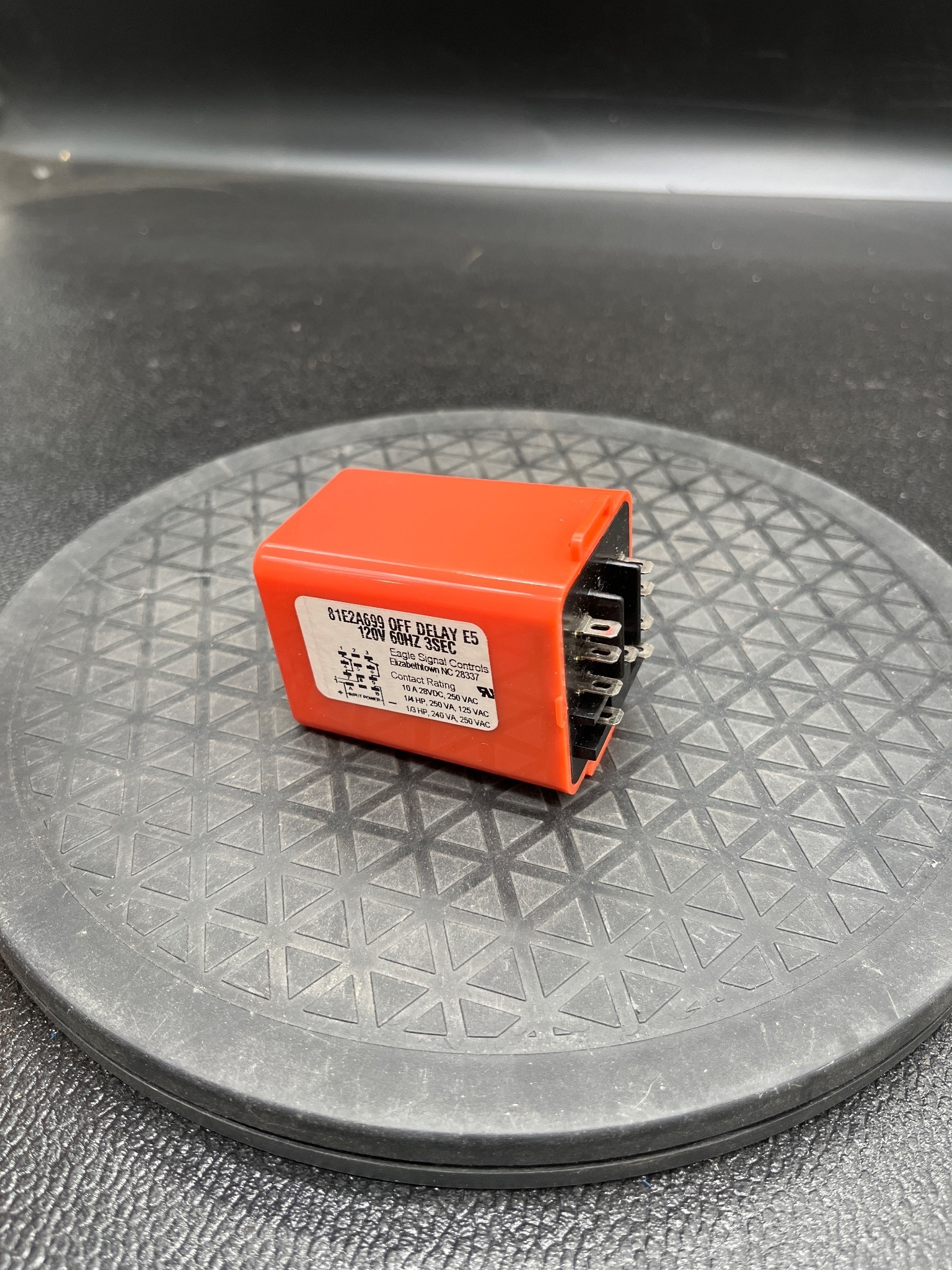 DANAHER 81E2A699 Relay 120VAC 50/60Hz NEW 5