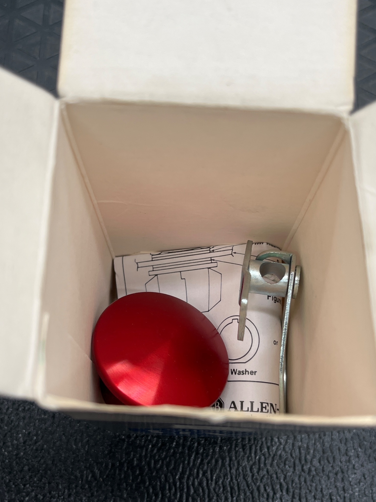 ALLEN BRADLEY 800T-D6QA Pushbutton NEW 5
