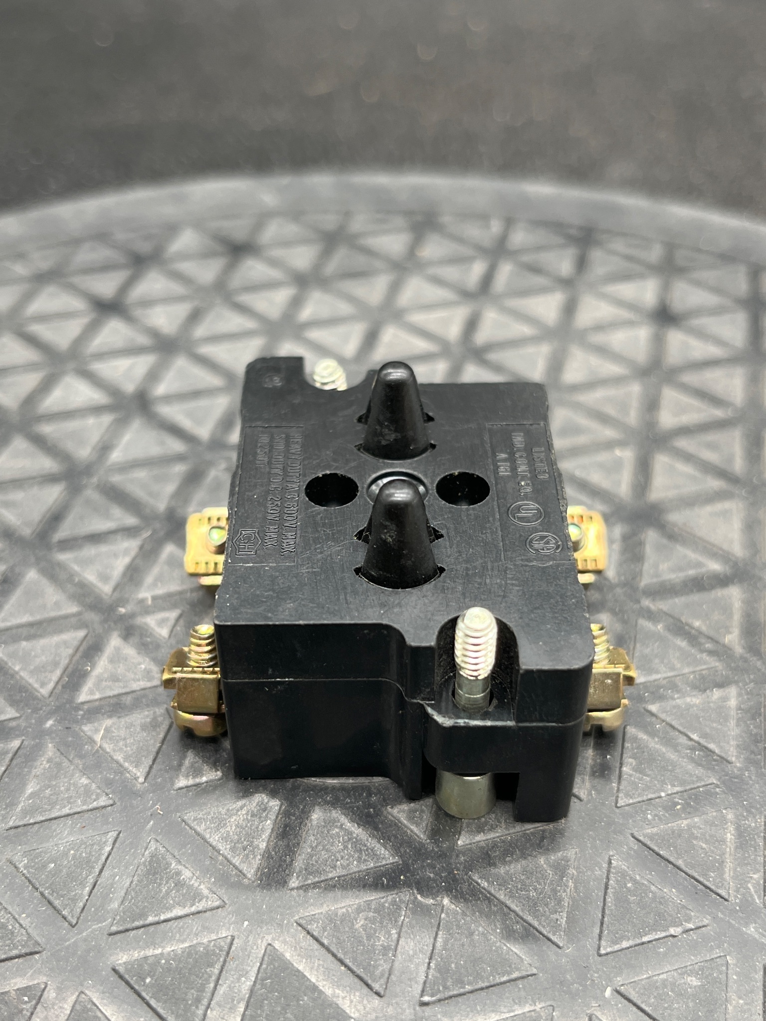 CUTLER-HAMMER 10250T Contact Block NEW 5