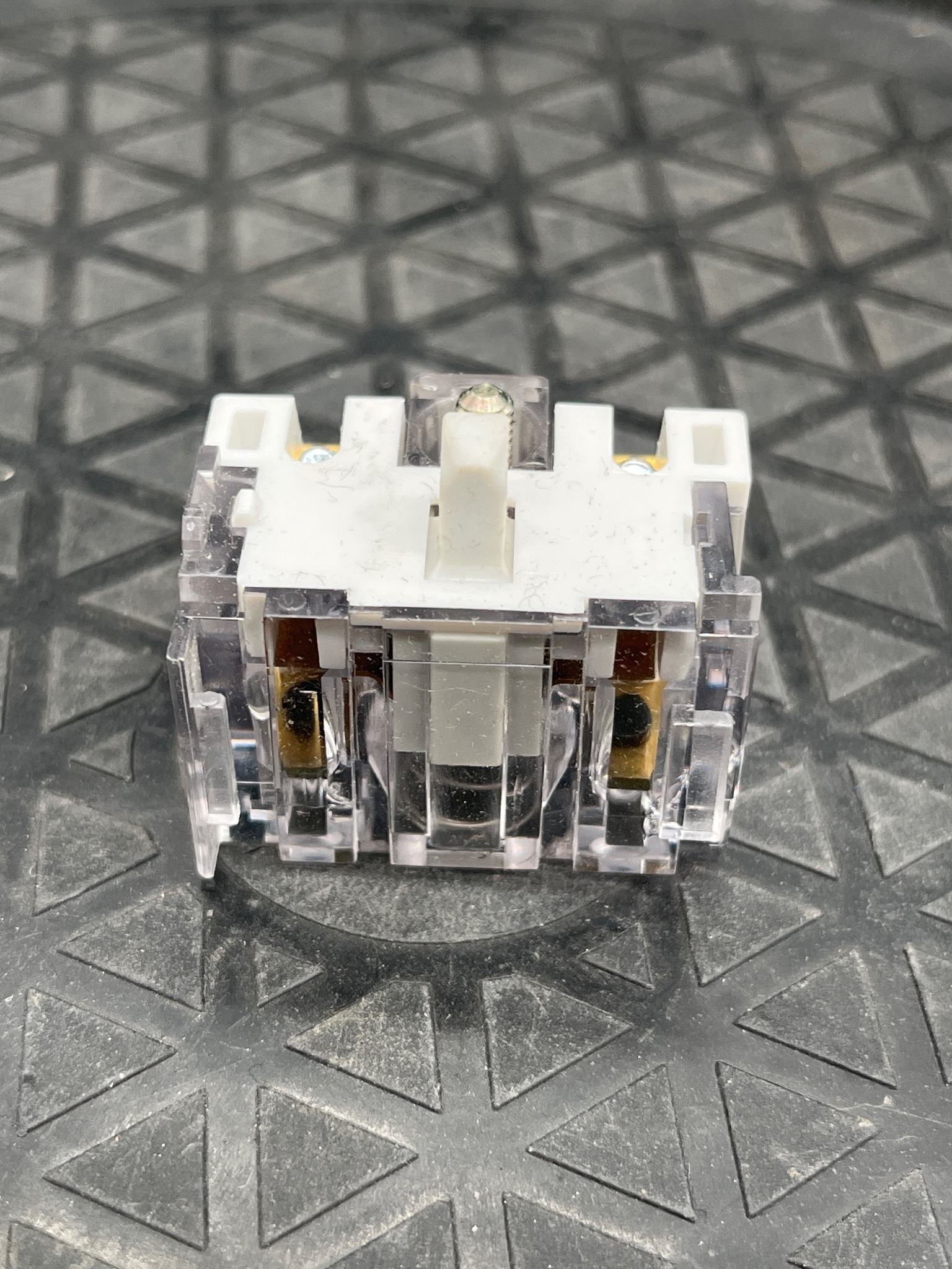 CUTLER-HAMMER PB1A Model B Contact Block NEW 6