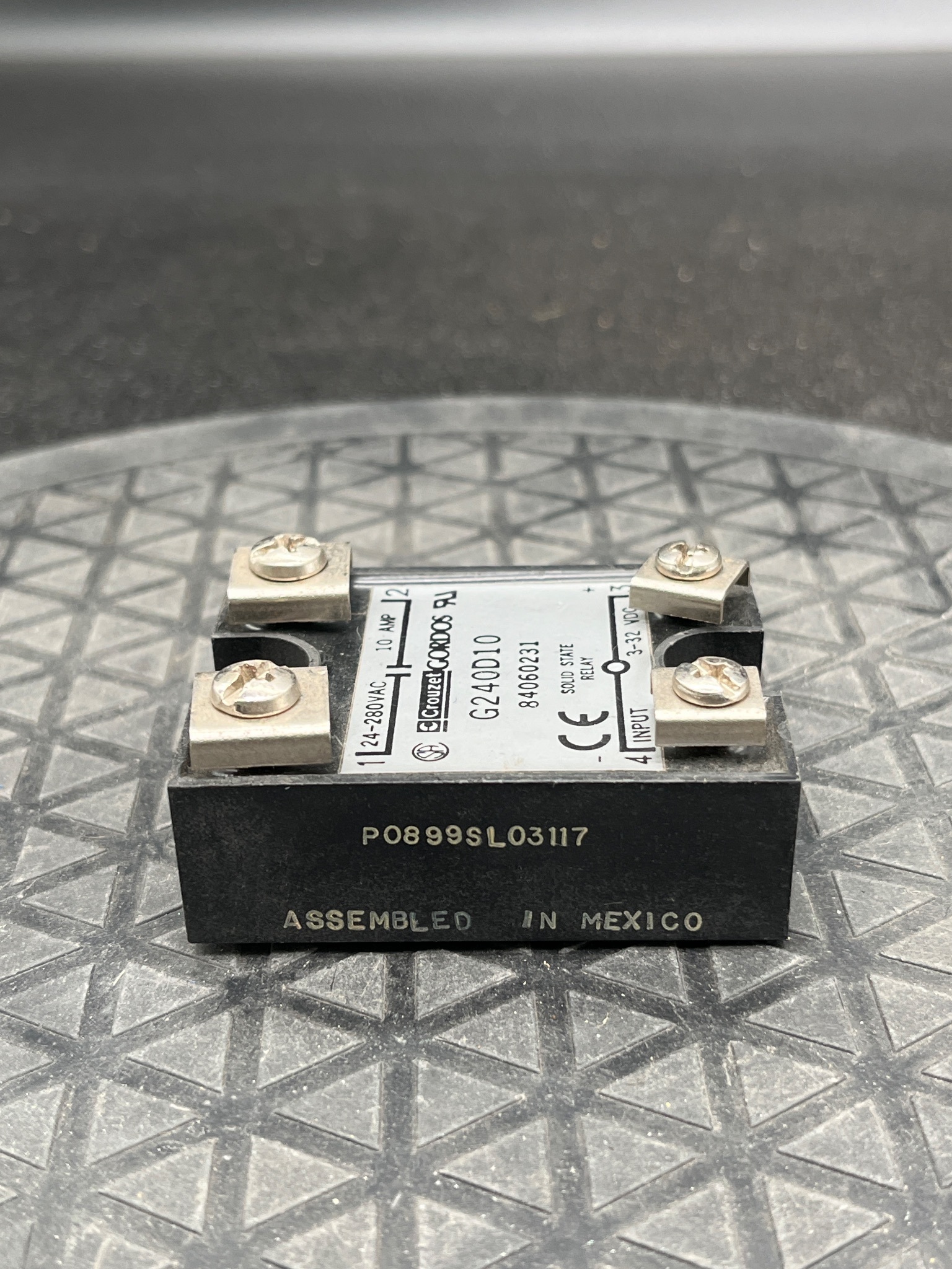 CROUZET G240D10 Solid State Relay USED 3