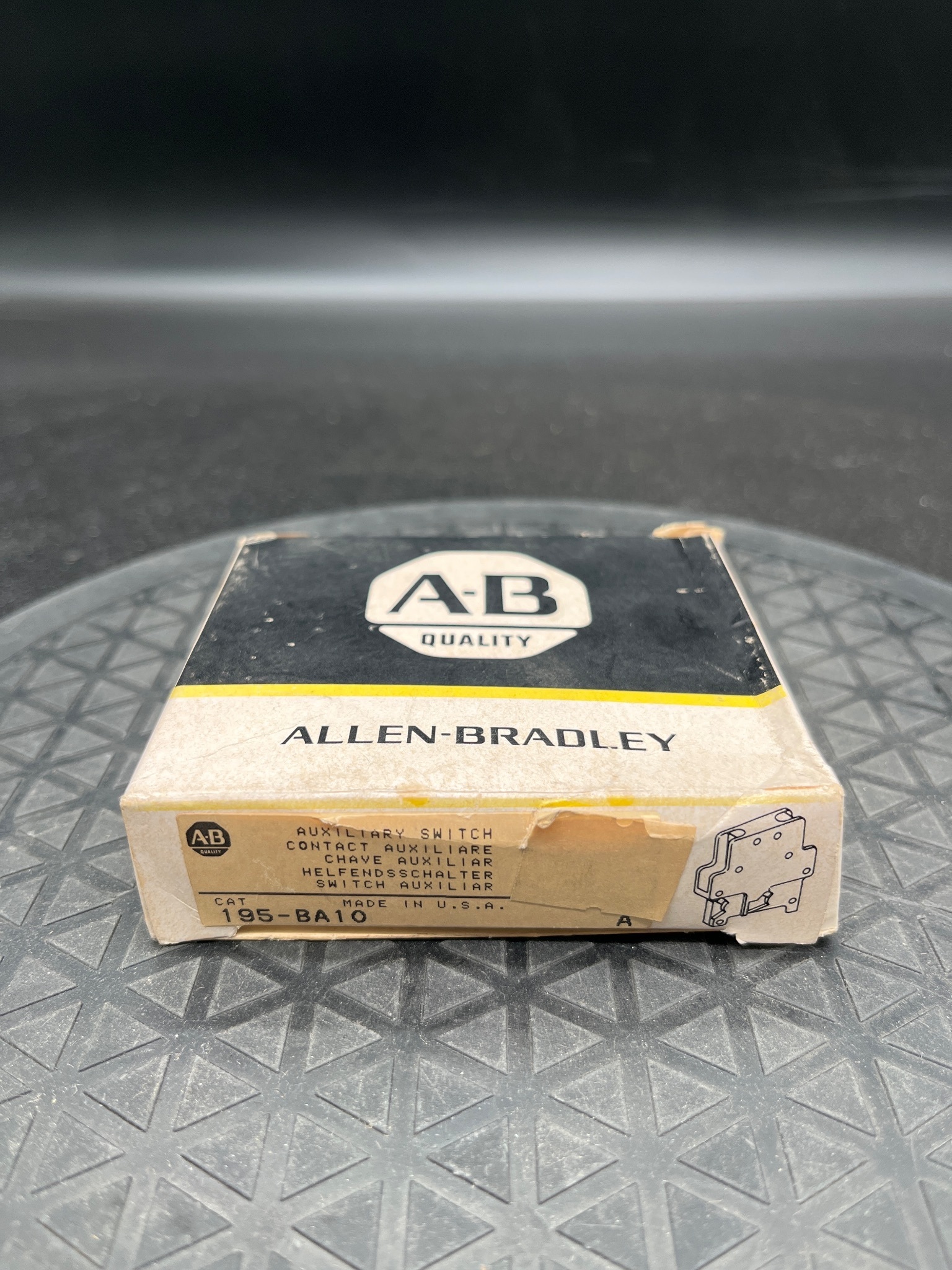 ALLEN BRADLEY 195-BA10 Auxiliary Contact NEW 2