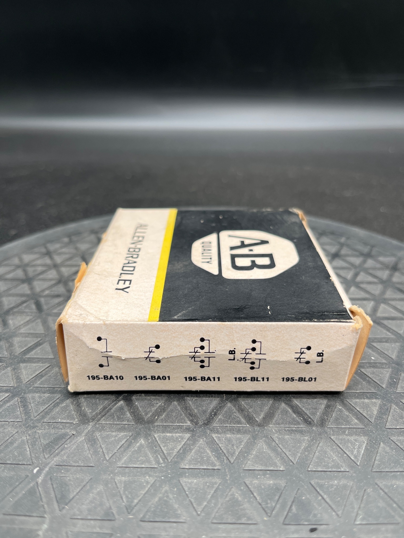 ALLEN BRADLEY 195-BA10 Auxiliary Contact NEW 3