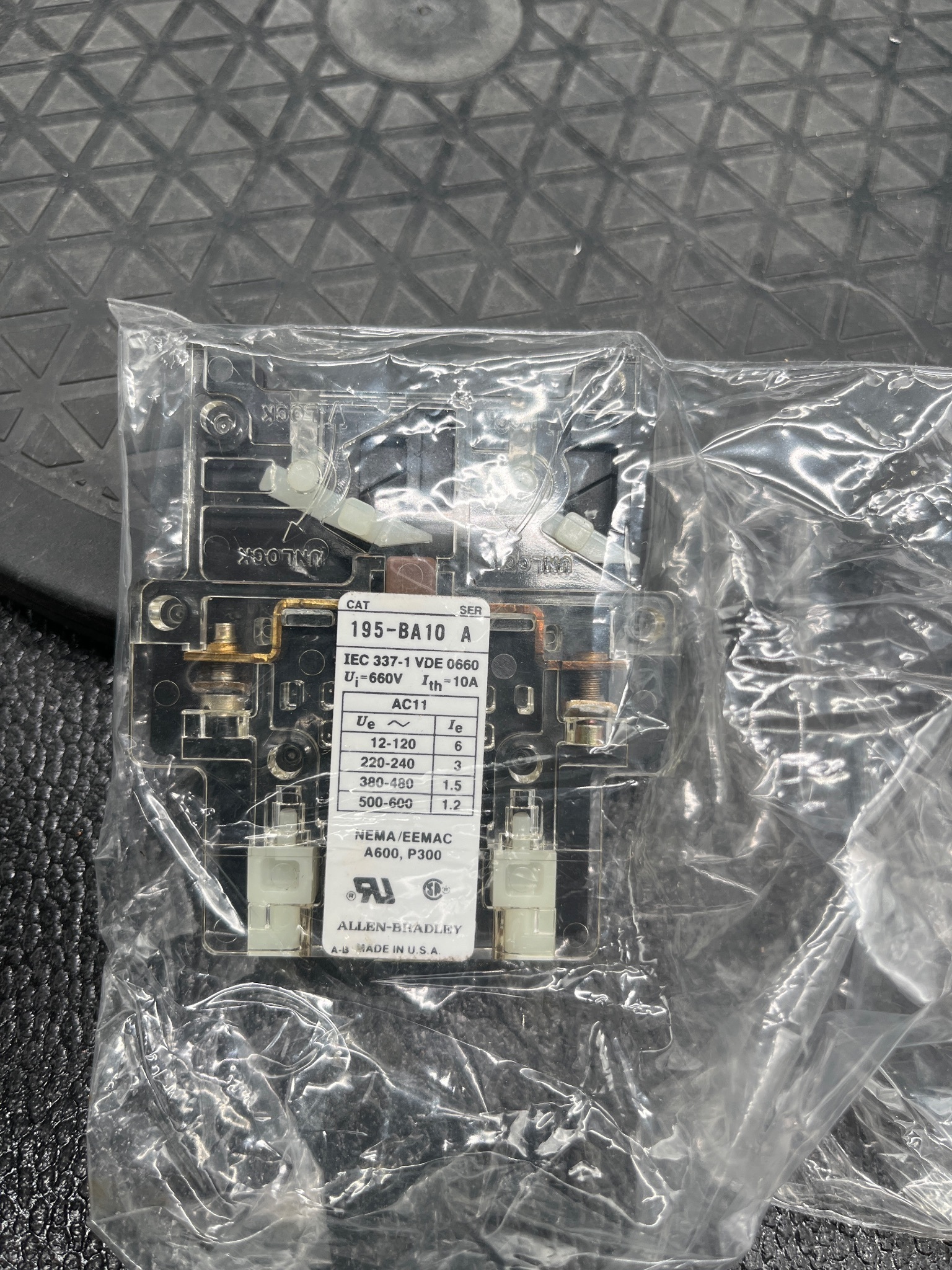ALLEN BRADLEY 195-BA10 Auxiliary Contact NEW 6