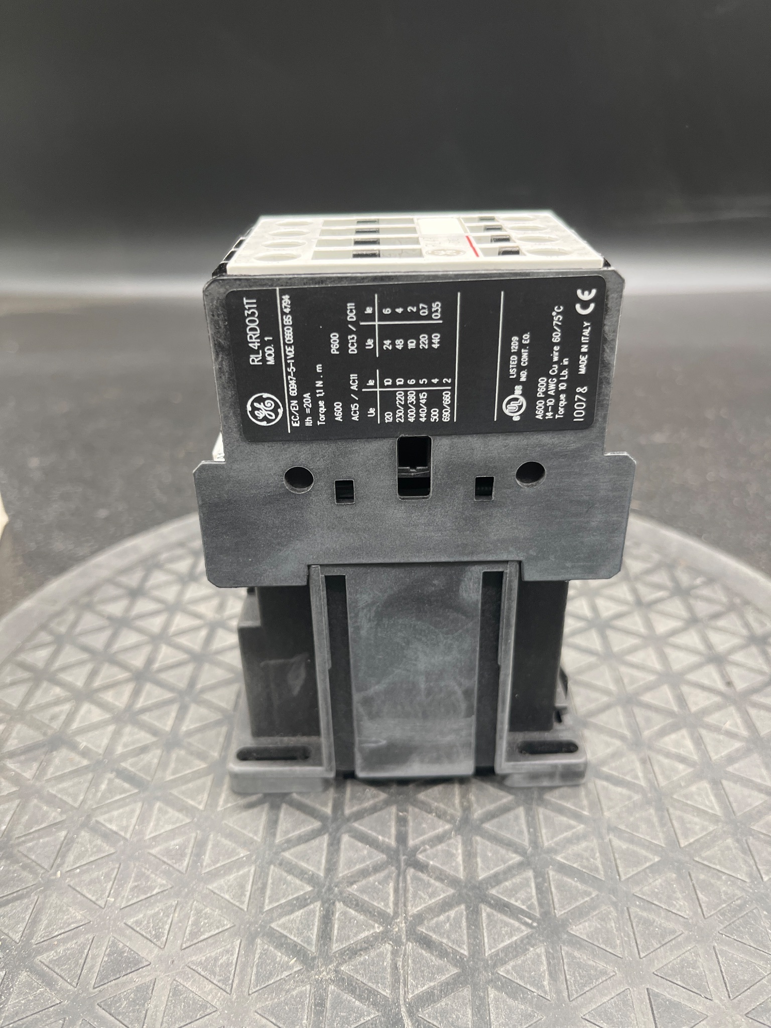 GENERAL ELECTRIC RL4RD031TD Auxiliary Relay 24V 3NO-1NC NEW 6