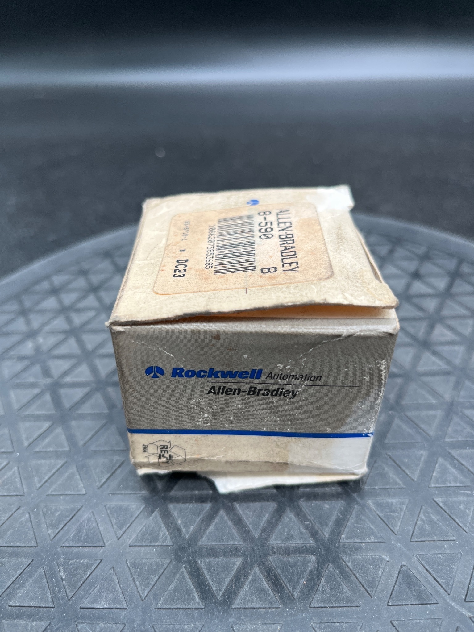 ALLEN BRADLEY 8-590 EM-Relay NEW 1