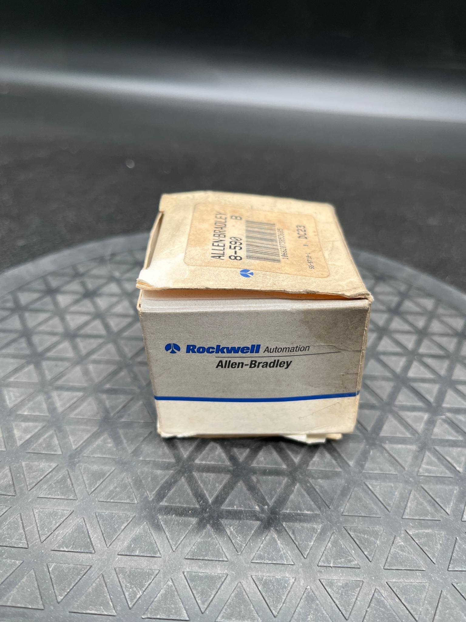 ALLEN BRADLEY 8-590 EM-Relay NEW 3