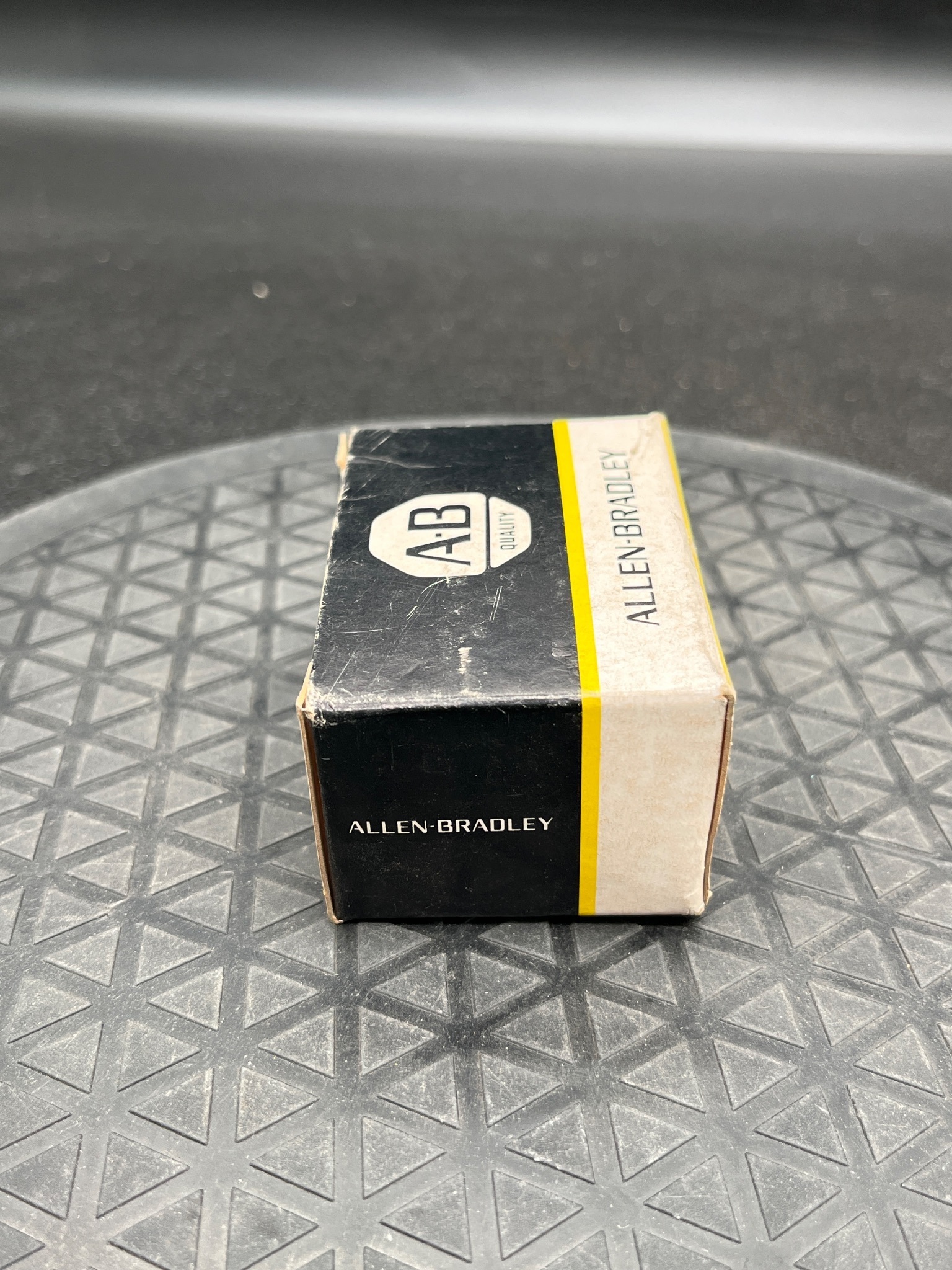 ALLEN BRADLEY 1495-N9 Auxiliary Contact NEW 3
