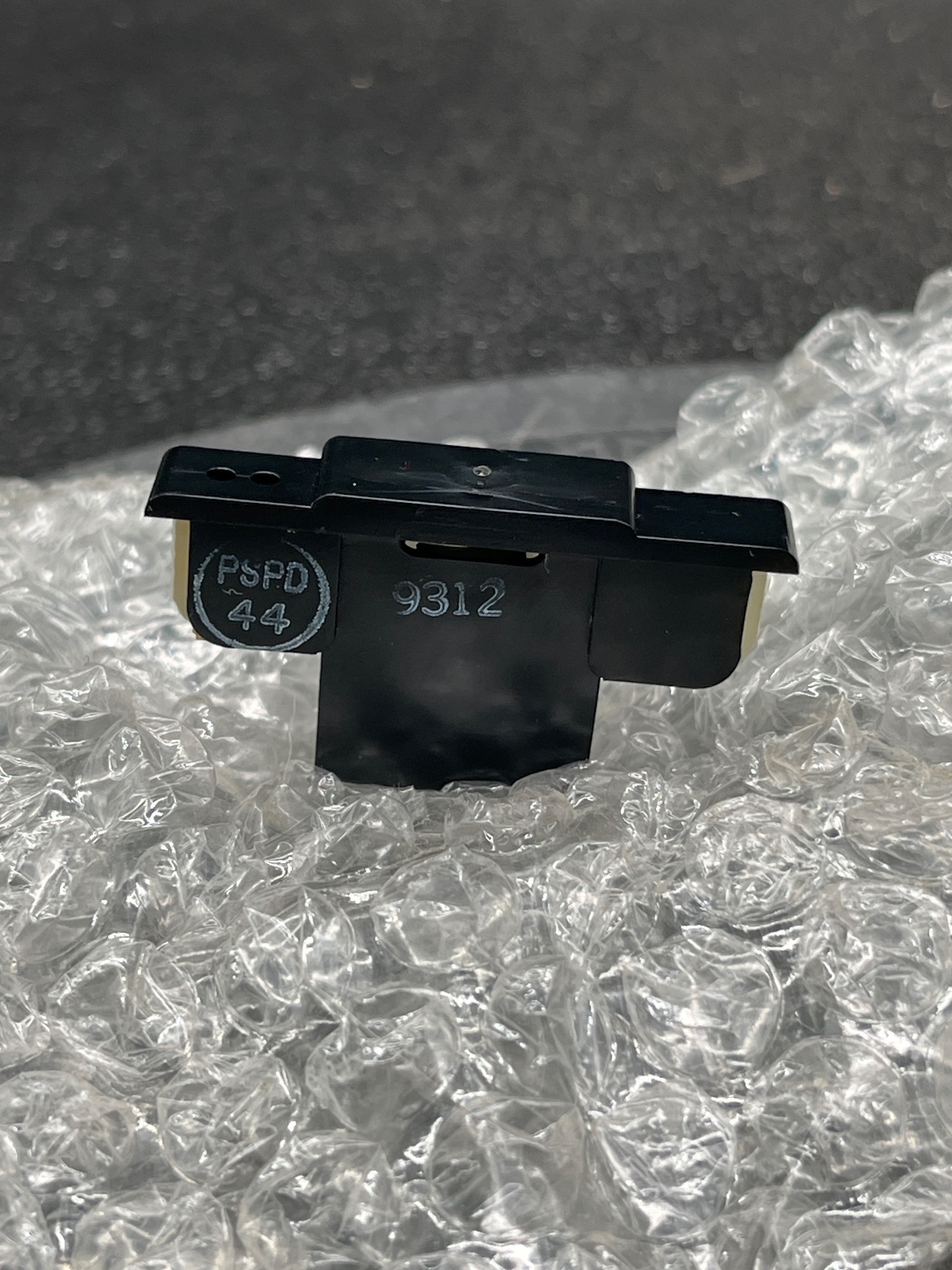 ALLEN BRADLEY 8-591 FET Solid State Relay NEW 5