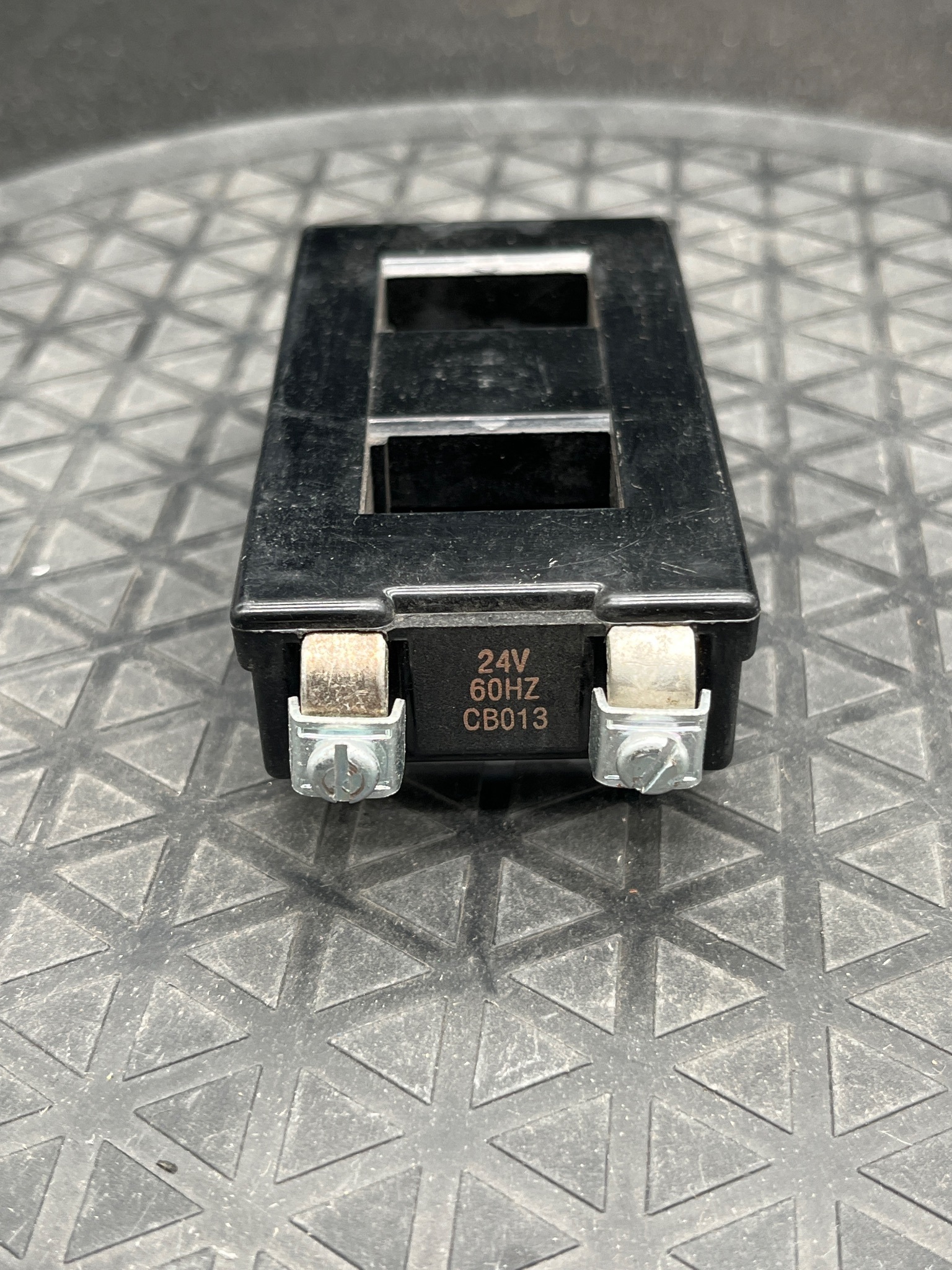 ALLEN BRADLEY CB-013 Contactor Coil 24V AC 60Hz USED 0