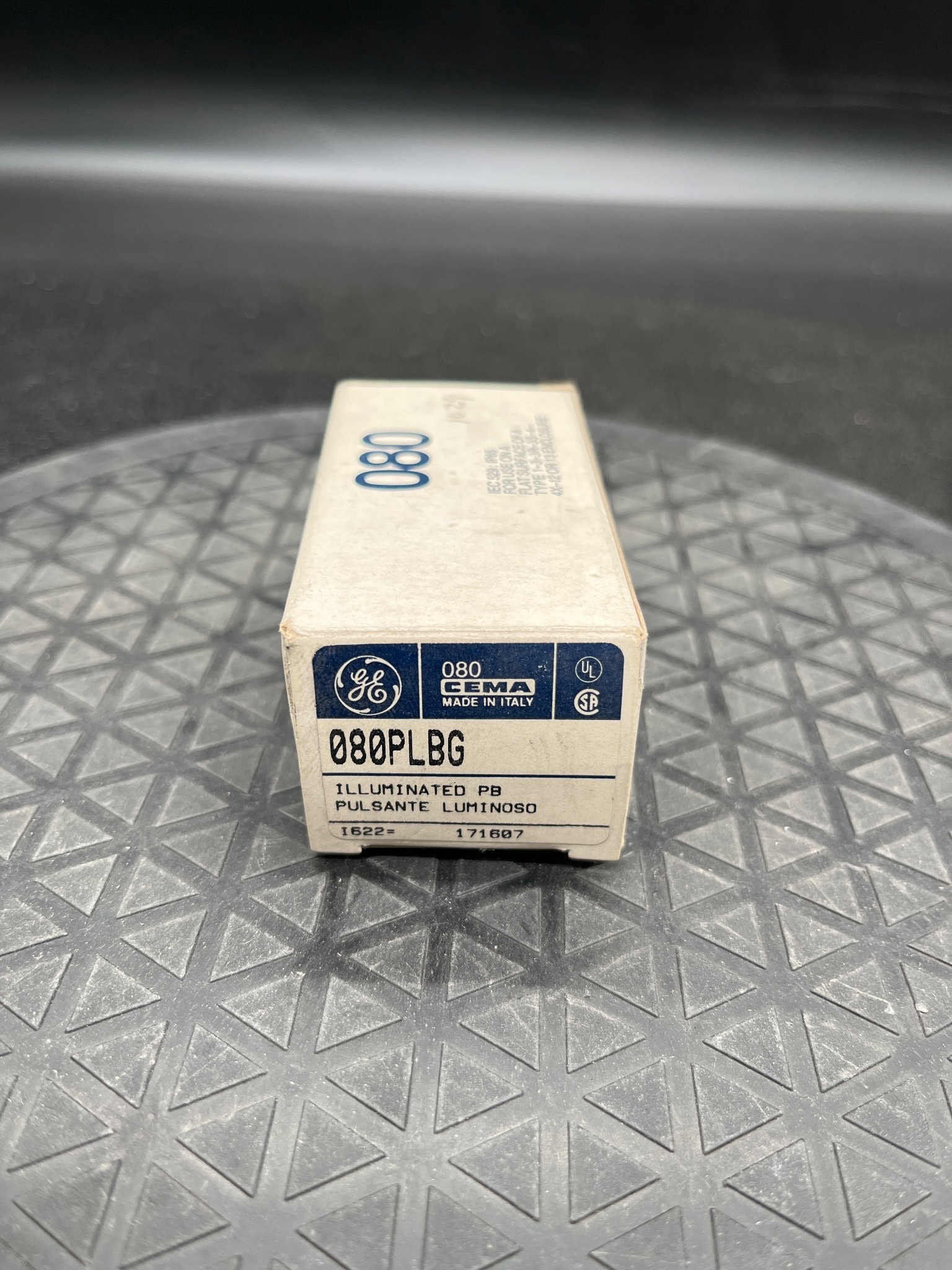 GENERAL ELECTRIC 080PLBG Pushbutton Switch NEW 0