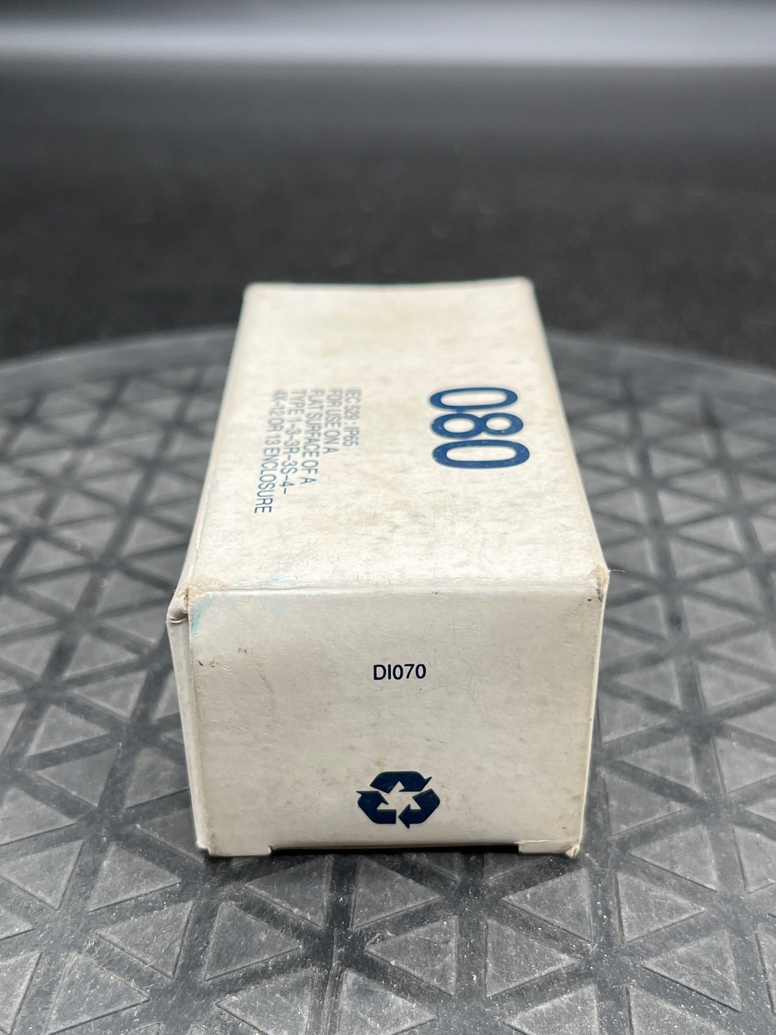GENERAL ELECTRIC 080PLBG Pushbutton Switch NEW 2