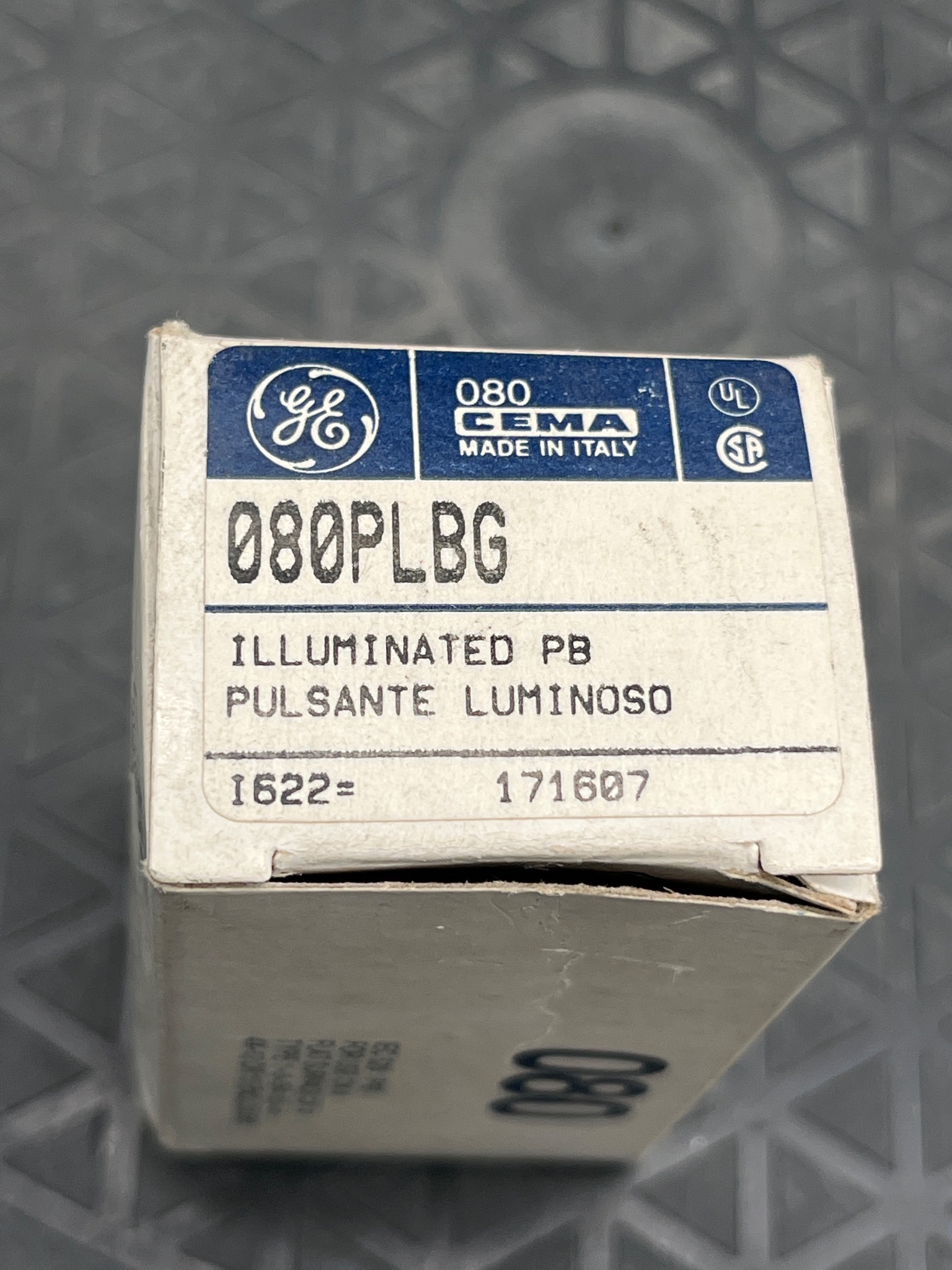 GENERAL ELECTRIC 080PLBG Pushbutton Switch NEW 6