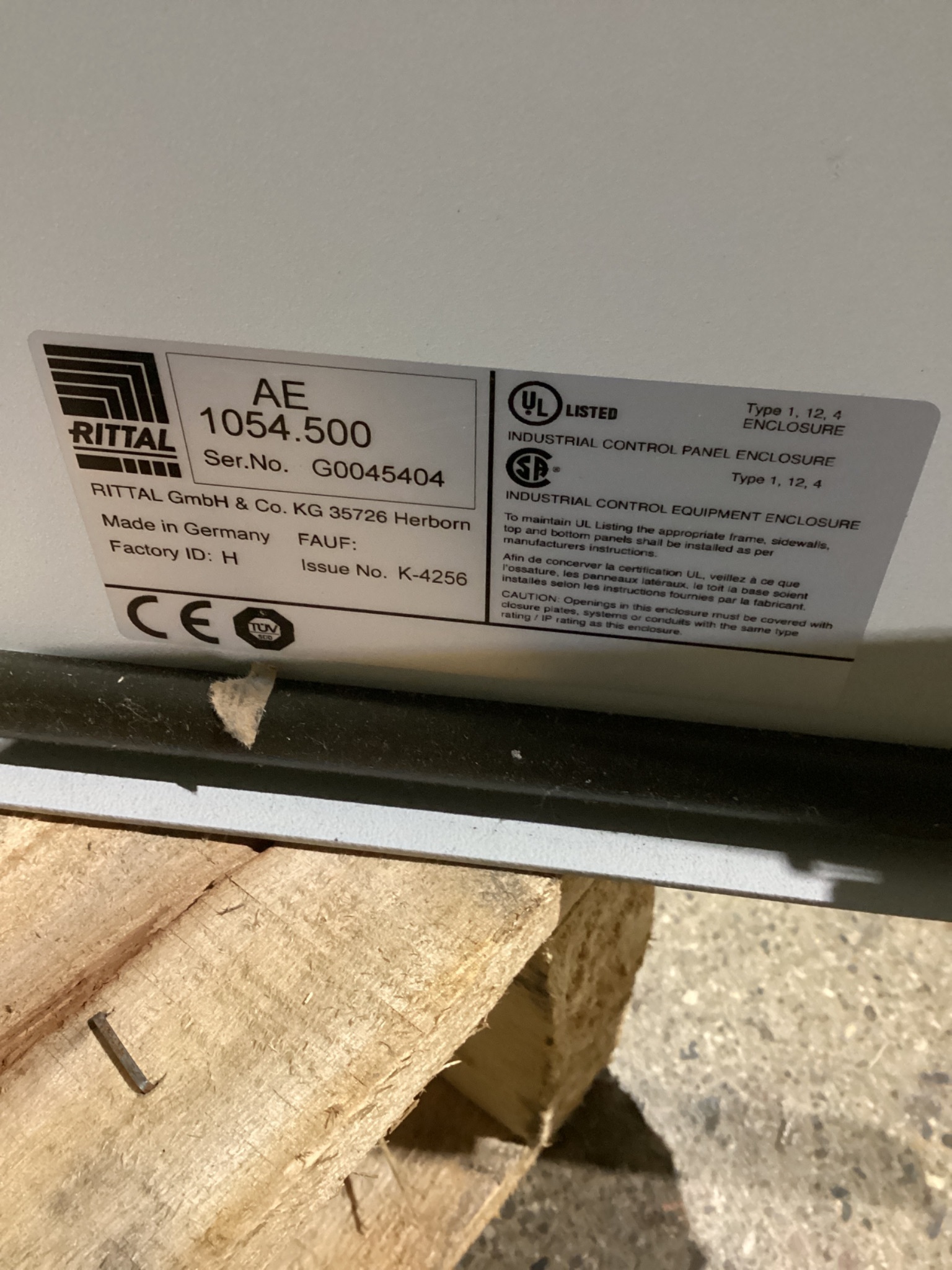 RITTAL AE 1054.500 Wall-Mount Enclosure NEW 2