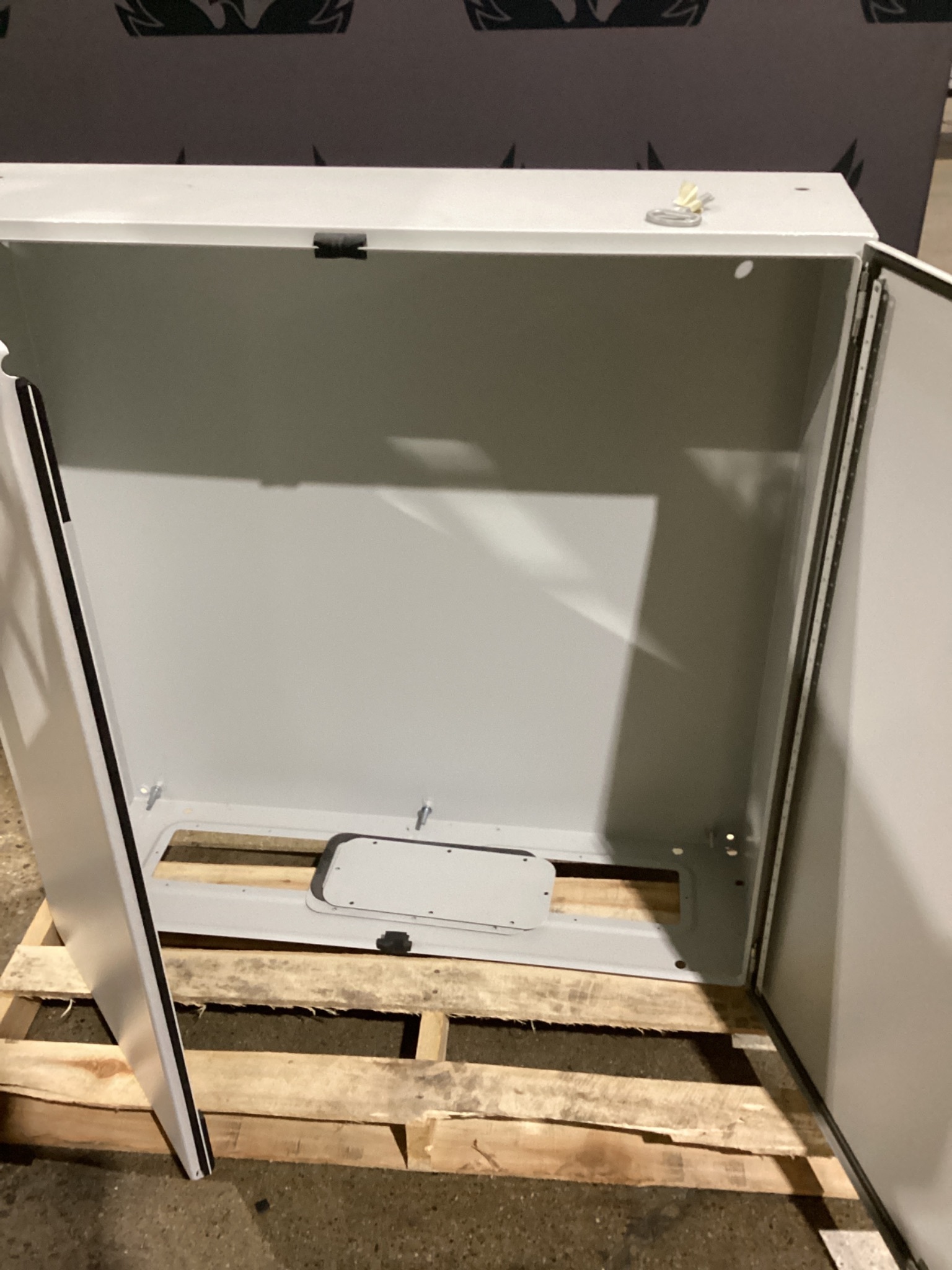 RITTAL AE 1110.500 Wall-Mount Enclosure NEW OPEN BOX 1