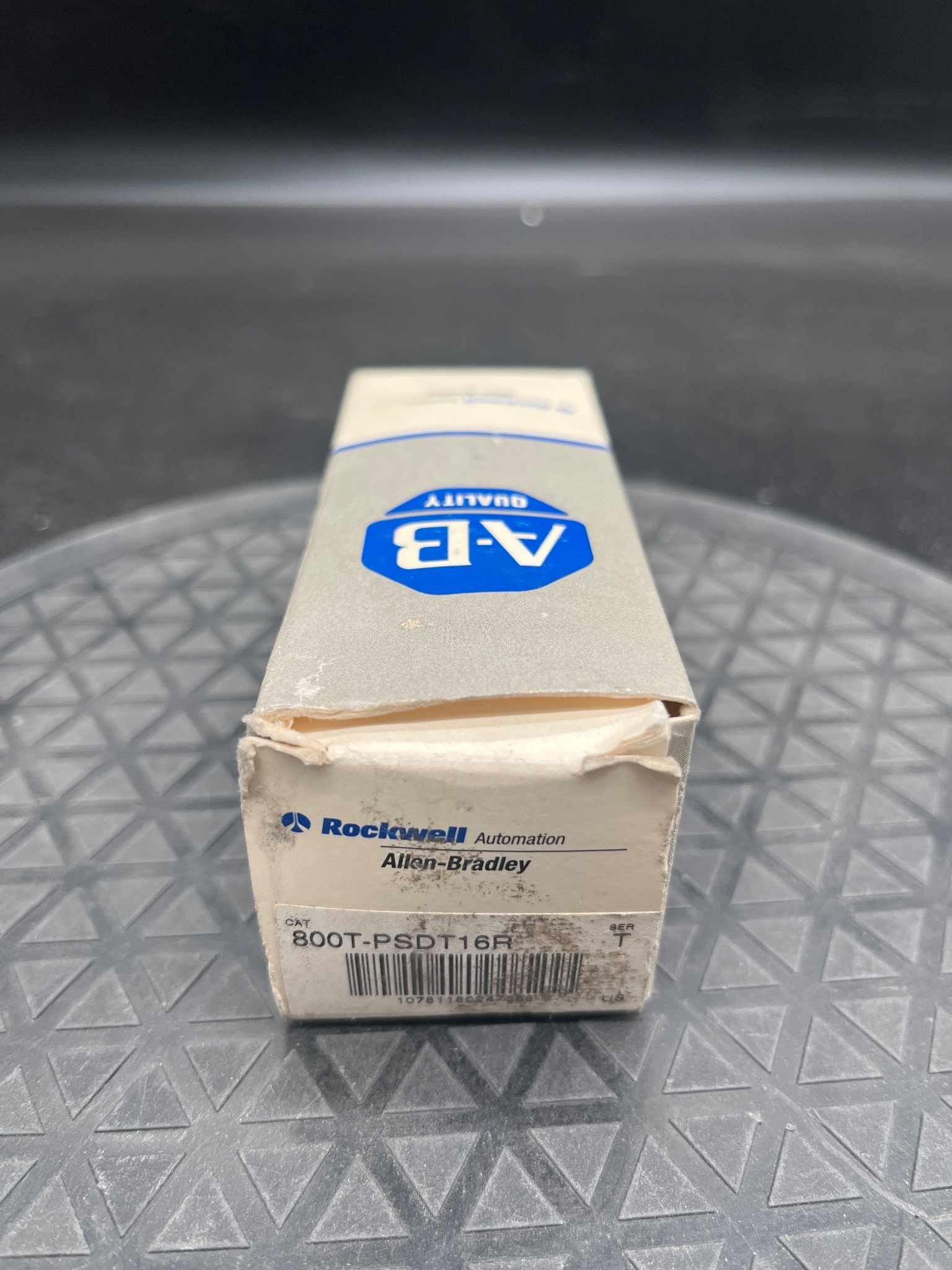 ALLEN BRADLEY 800T-PSDT16R Push Button Operator NEW 3