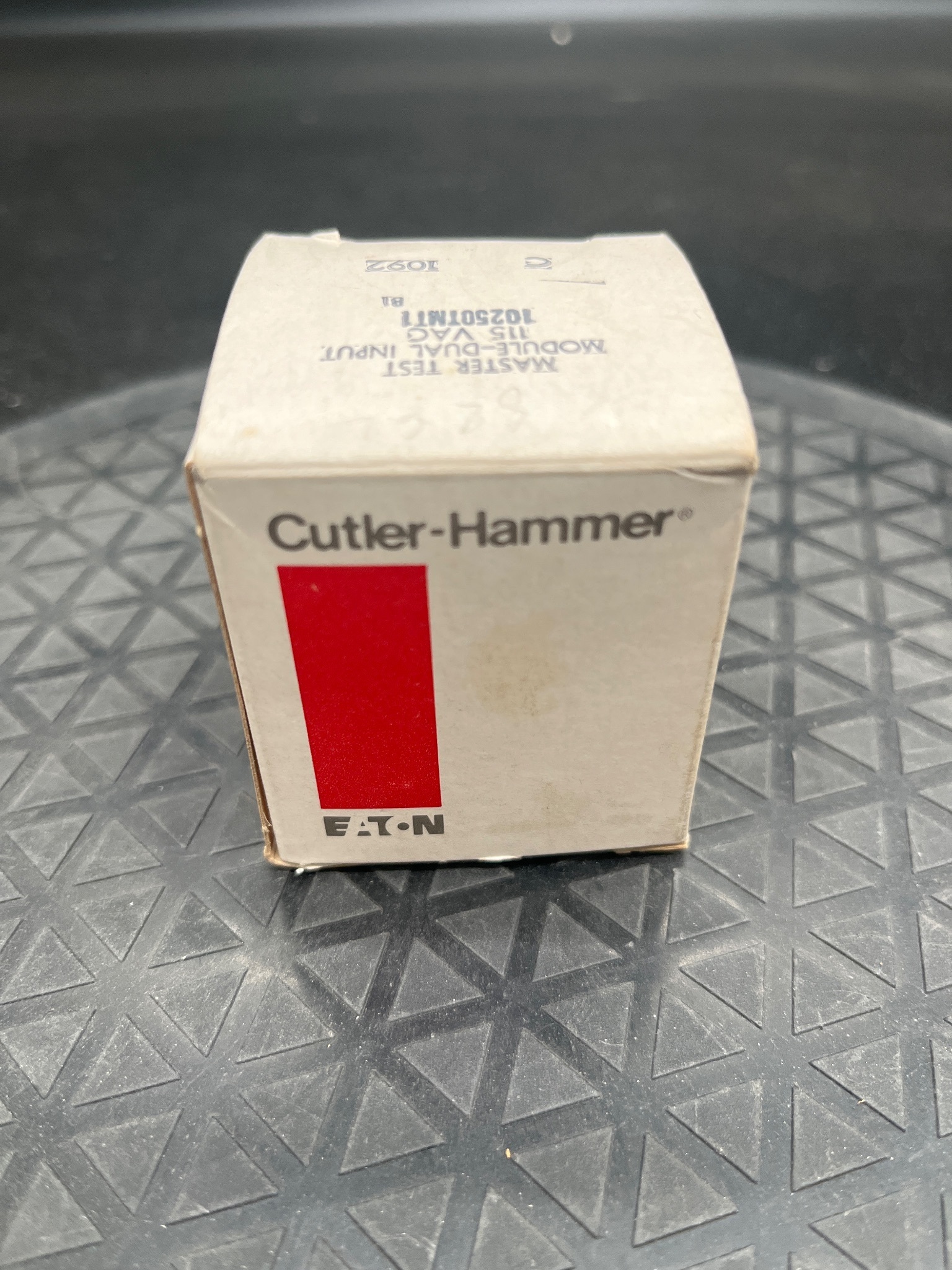 CUTLER-HAMMER 10250TMT1 Master Test Module Dual-Input 115 VAC NEW 2