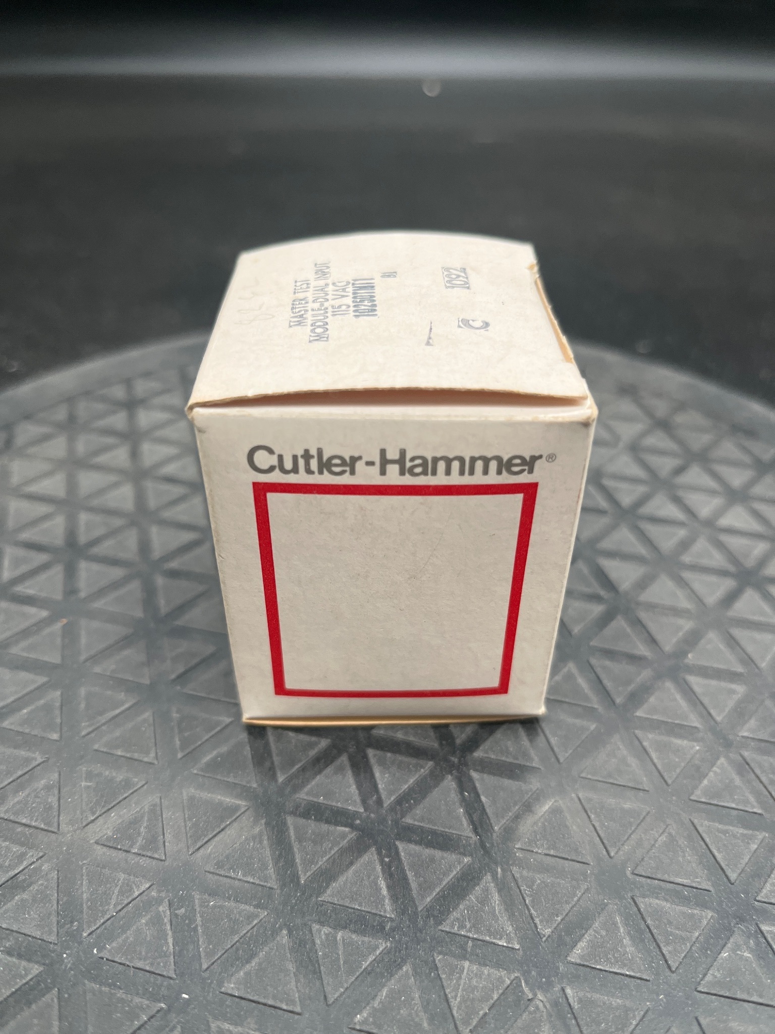 CUTLER-HAMMER 10250TMT1 Master Test Module Dual-Input 115 VAC NEW 3