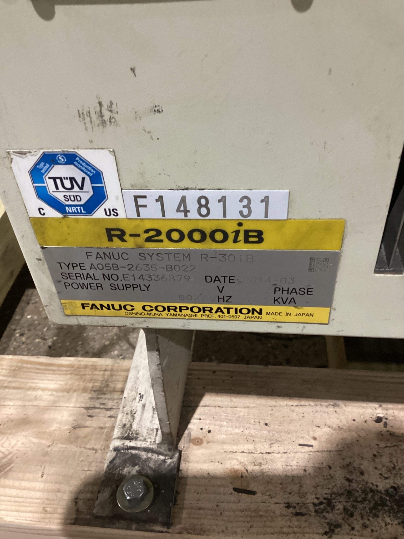 FANUC R-2000iB/210F Complete w/ R-30iB Controls USED 7