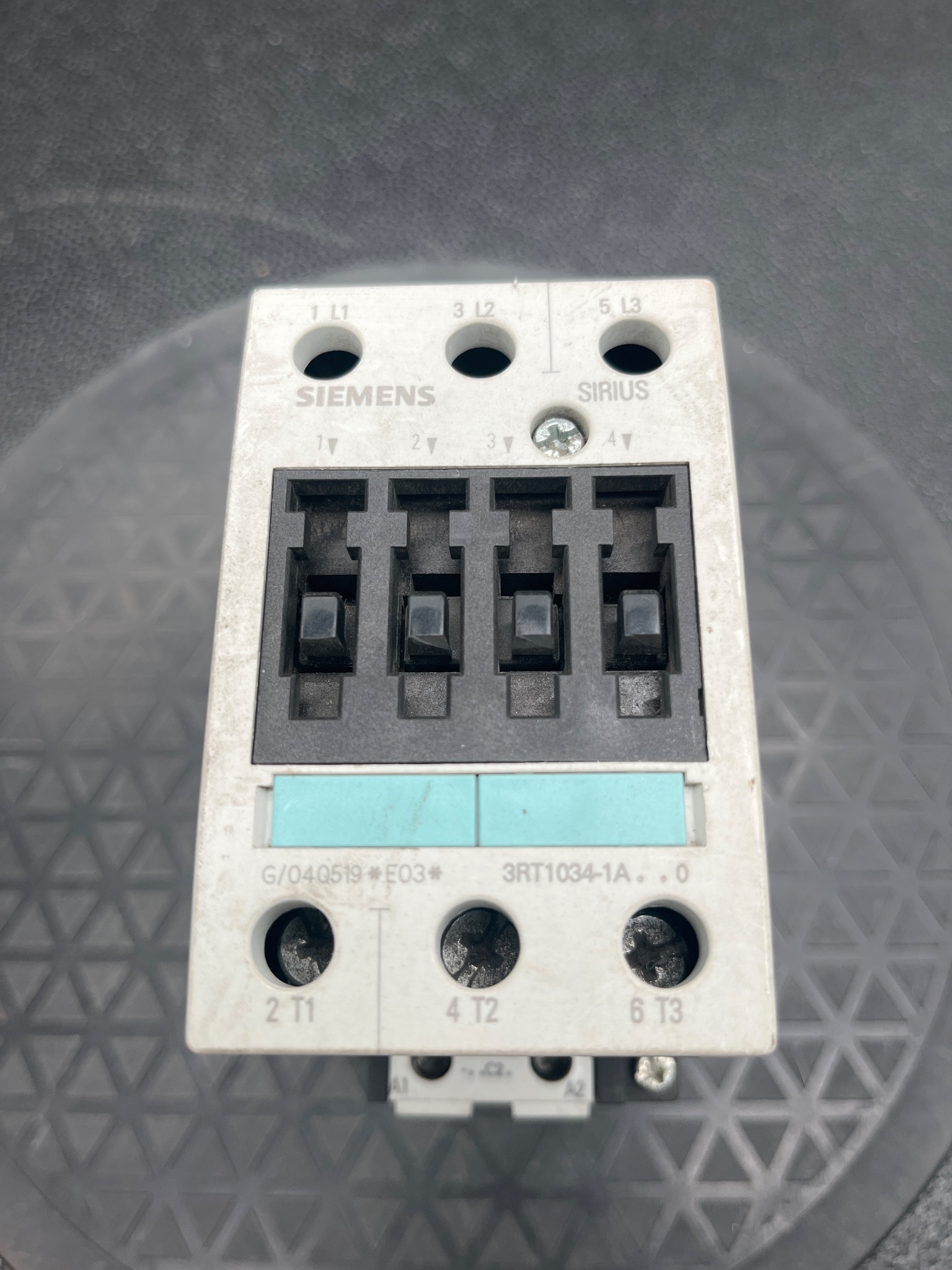 SIEMENS 3RT1034-1AC20 Contactor USED 4