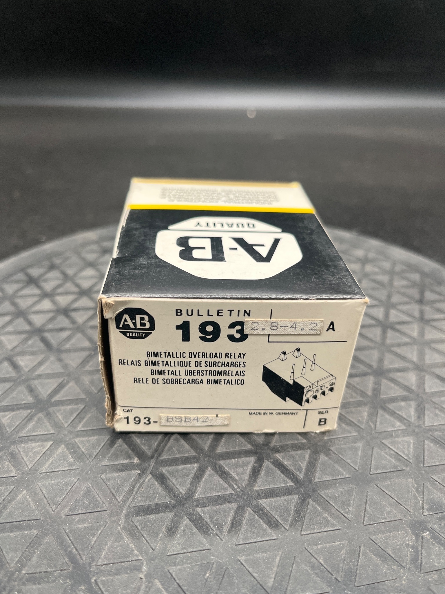 ALLEN BRADLEY 193-BSB42 Overload Relay Bimetallic NEW 0