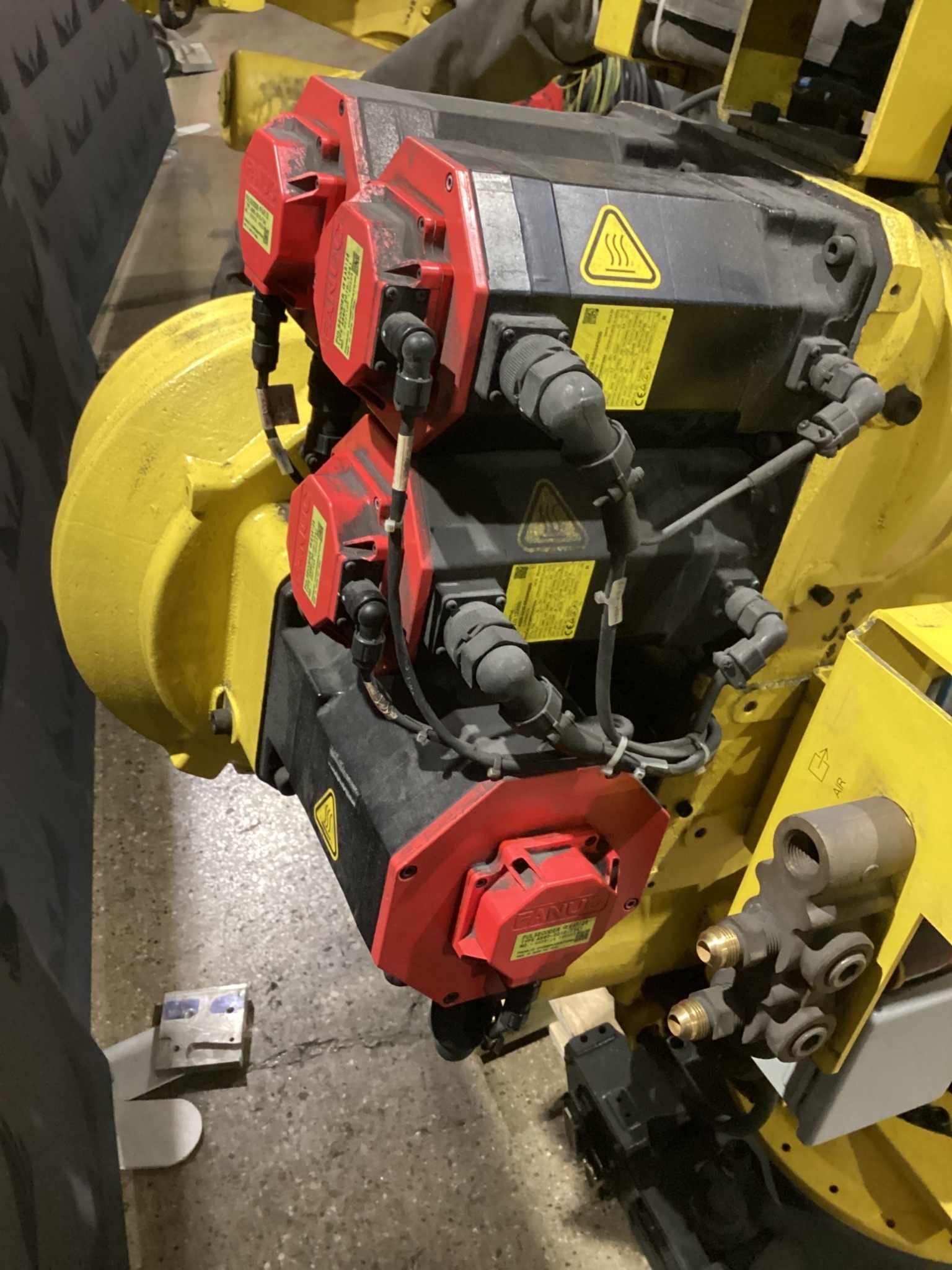 FANUC R-2000iB/210F Complete w/ R-30iB Controls USED 9