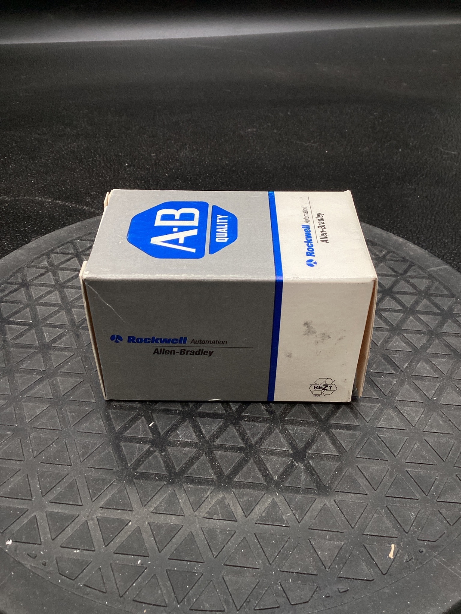 ALLEN BRADLEY 800T-H5A Selector Switch NEW 3