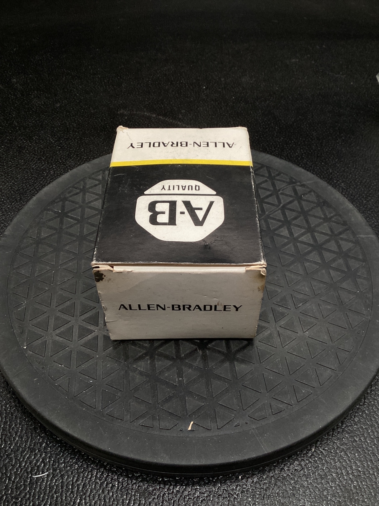 ALLEN BRADLEY 800T-N41 Extended Green Head Cap NEW (8 Pack) 0