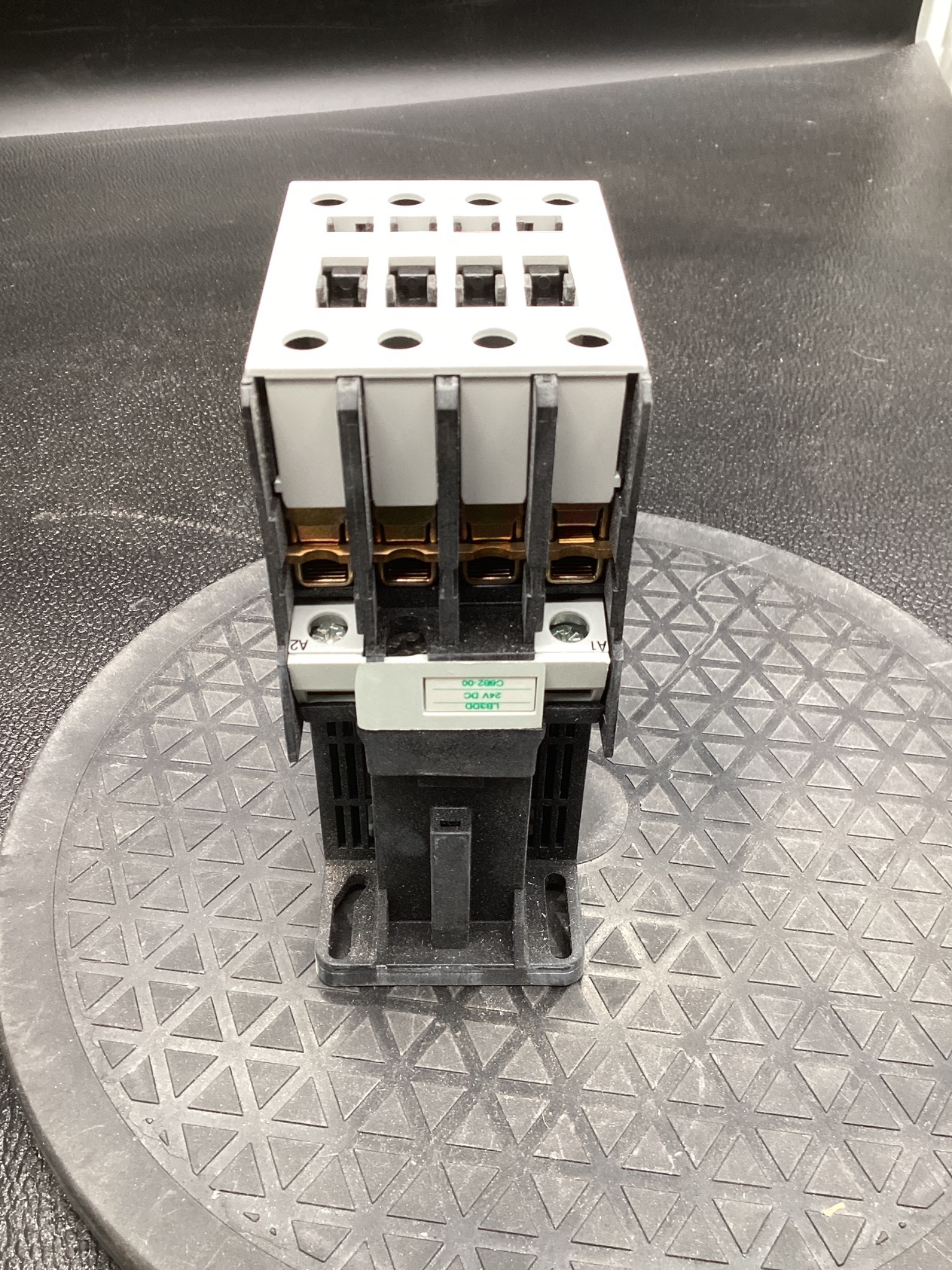 GENERAL ELECTRIC CL03D400MD Contactor NEW 7