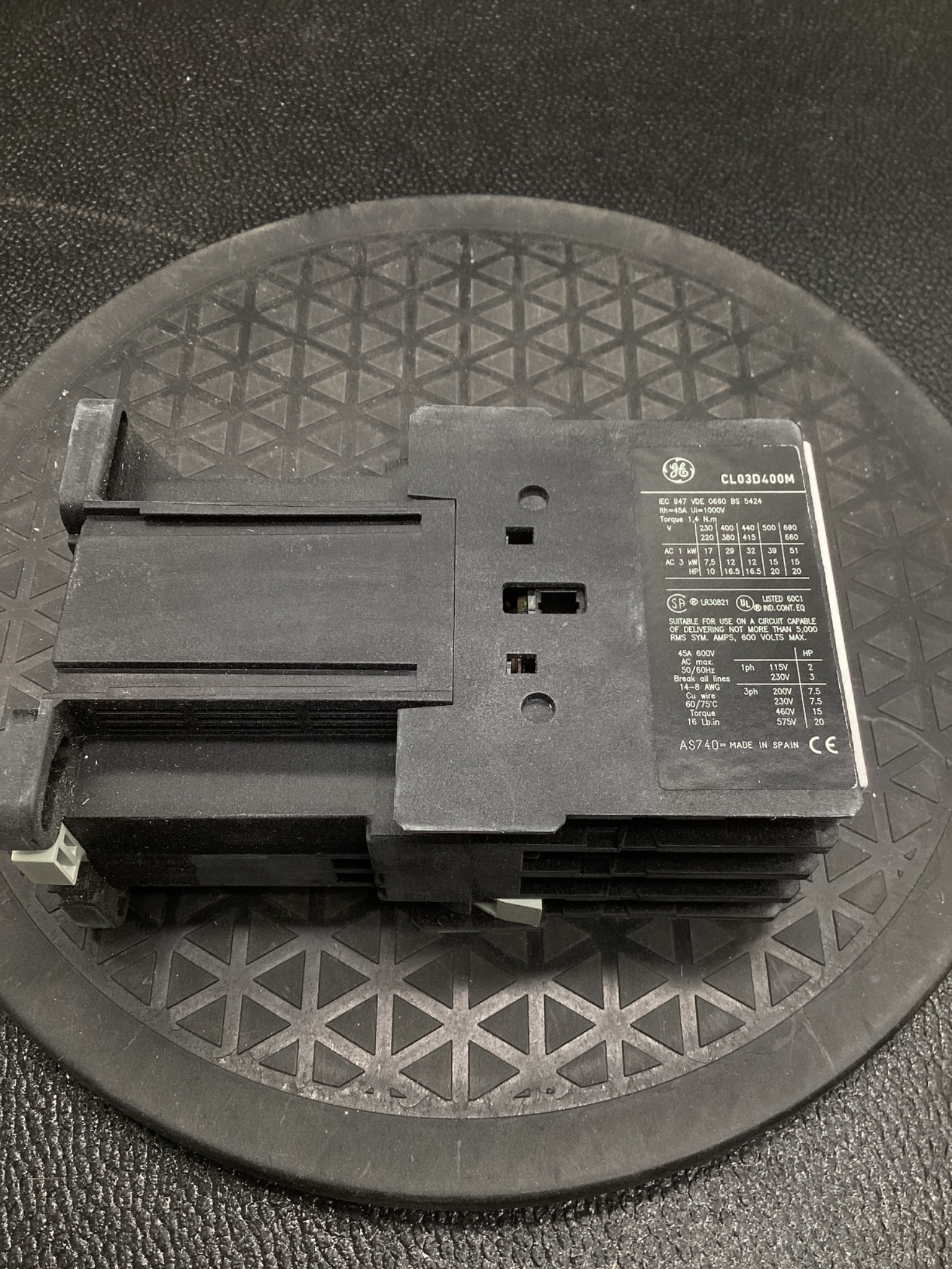 GENERAL ELECTRIC CL03D400MD Contactor NEW 8