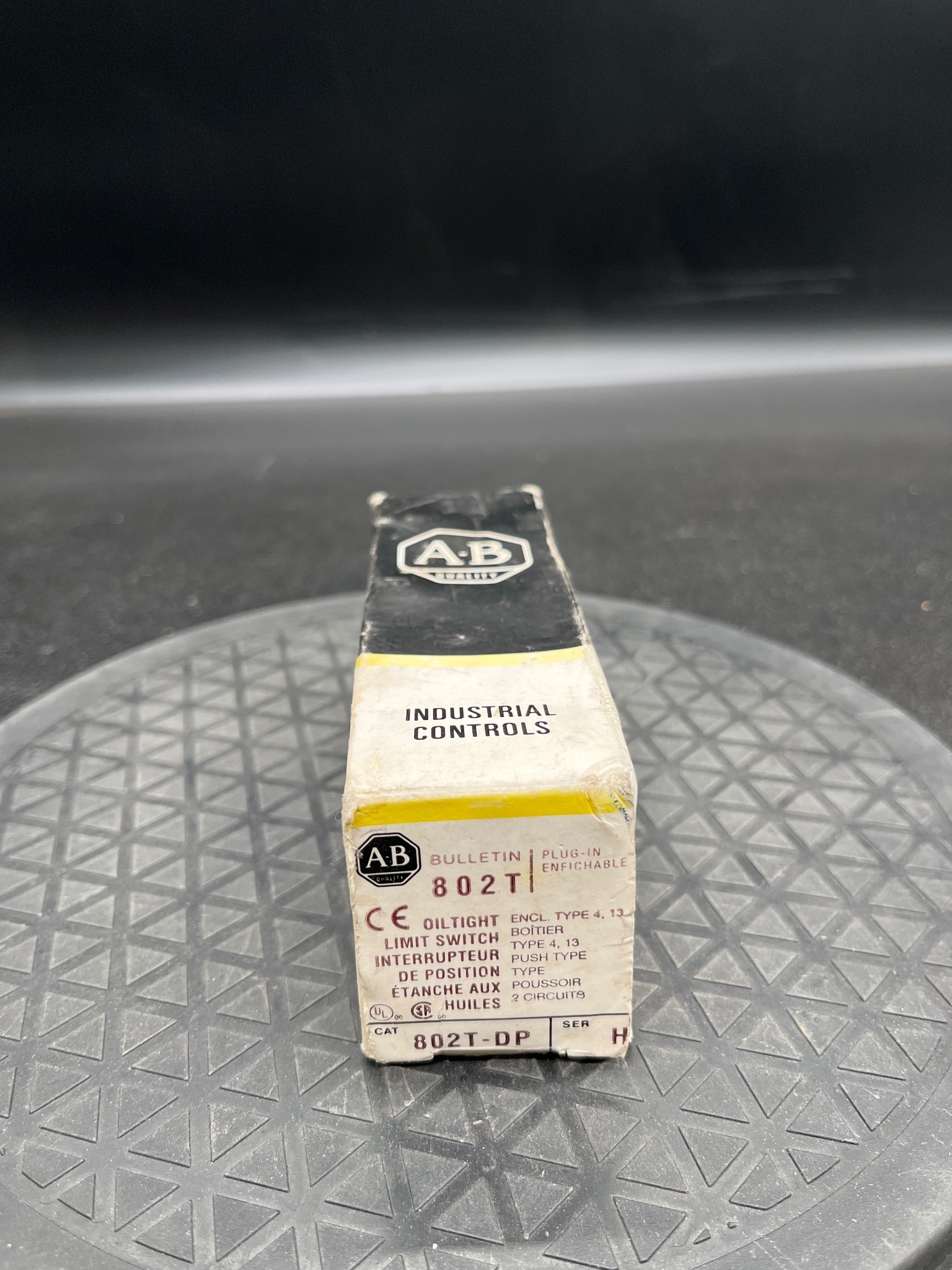 ALLEN BRADLEY 802T-DP Limit Switch NEW 0