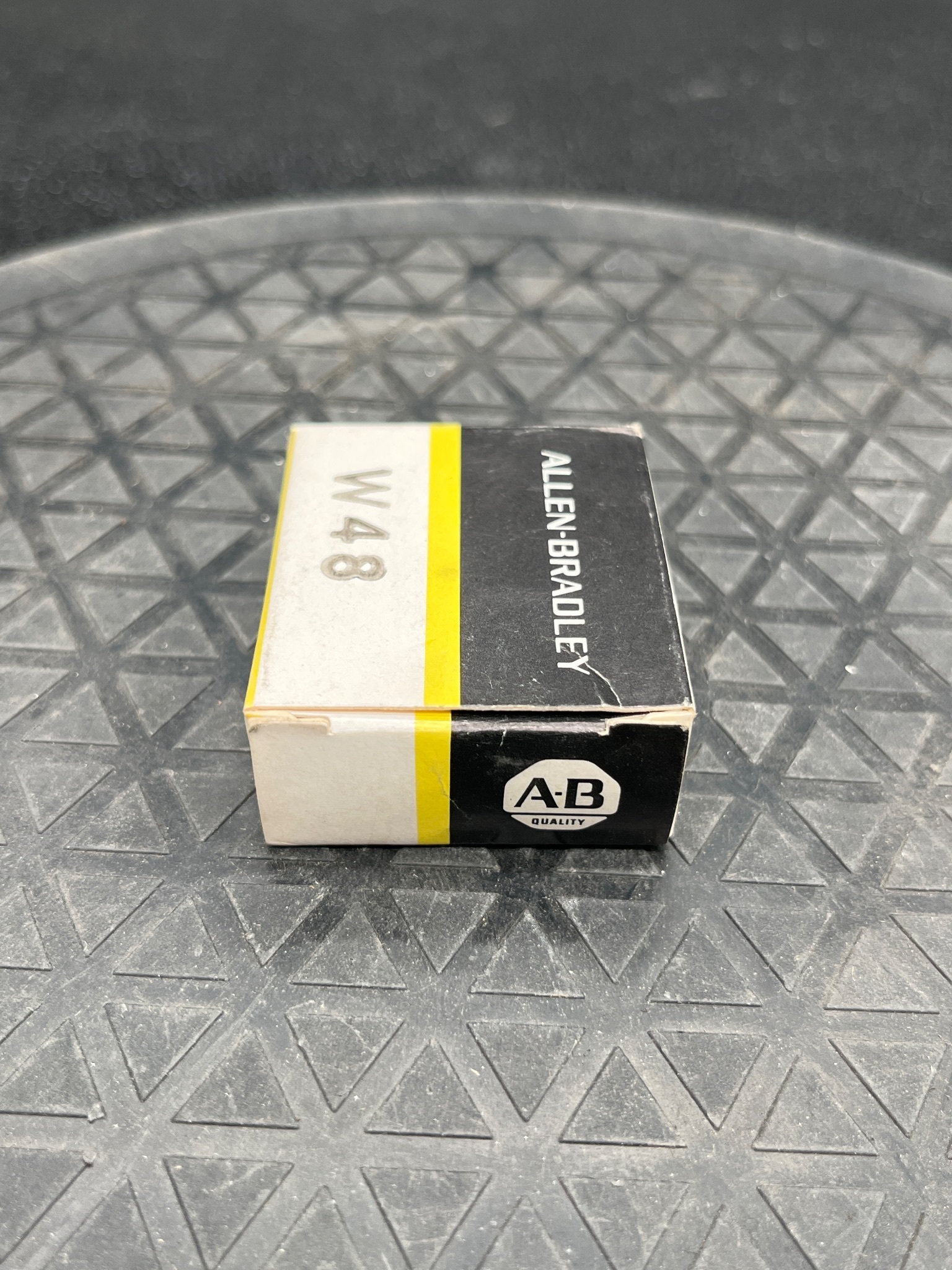 ALLEN BRADLEY W48 Heater Element NEW 1