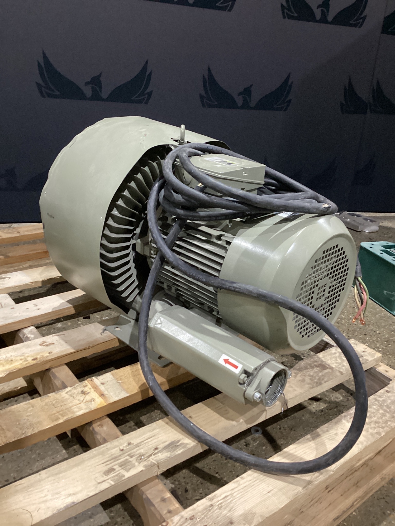 Jinan Quick-Kuaike 2PB720H57 7.5KW Vacuum Pump USED 0