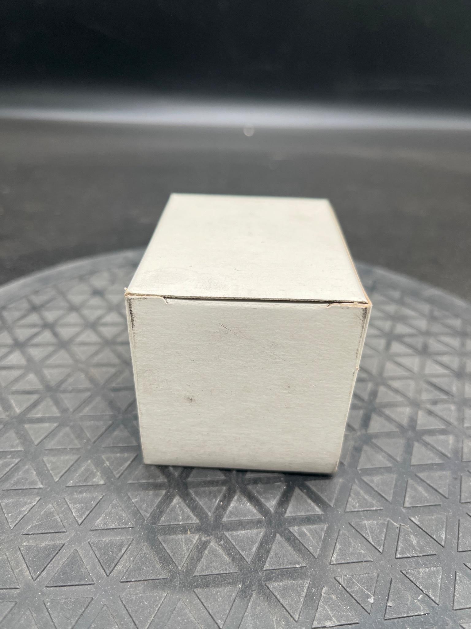 GENERAL ELECTRIC CR104PBG01R2 Red Pushbutton NEW 2