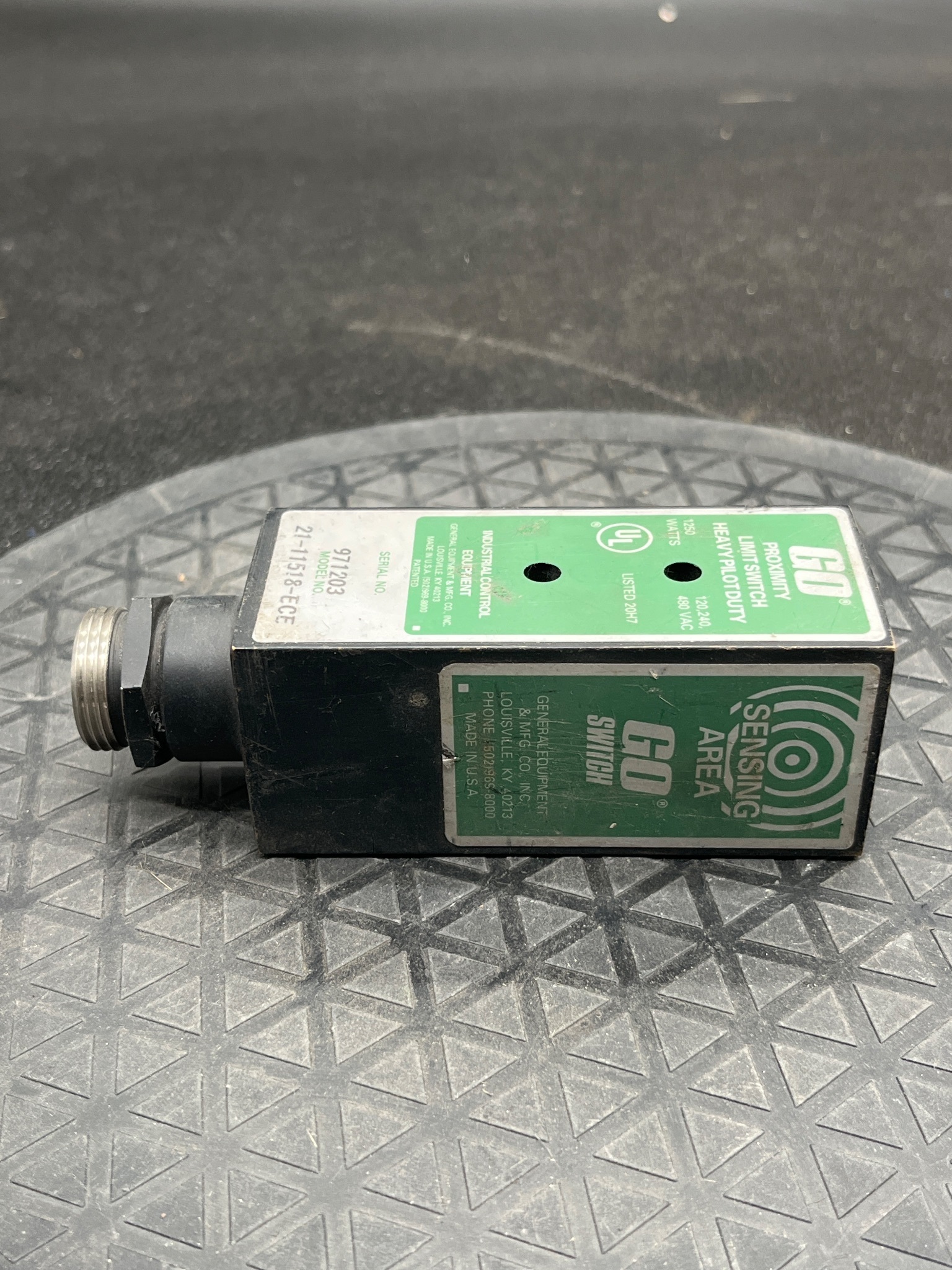 TOPWORX GO Switch 21-11518-ECE Proximity Limit Switch USED 1