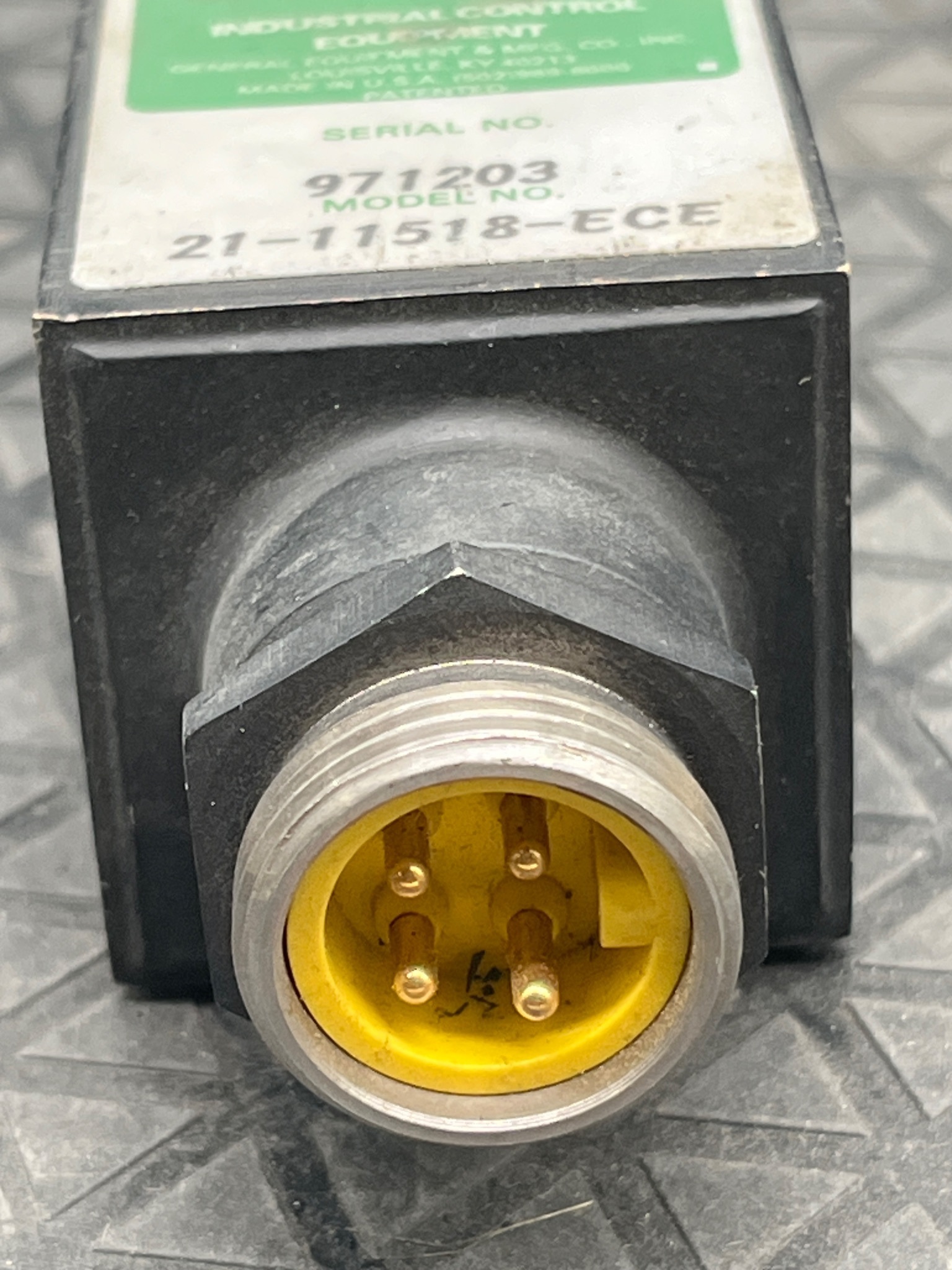 TOPWORX GO Switch 21-11518-ECE Proximity Limit Switch USED 4