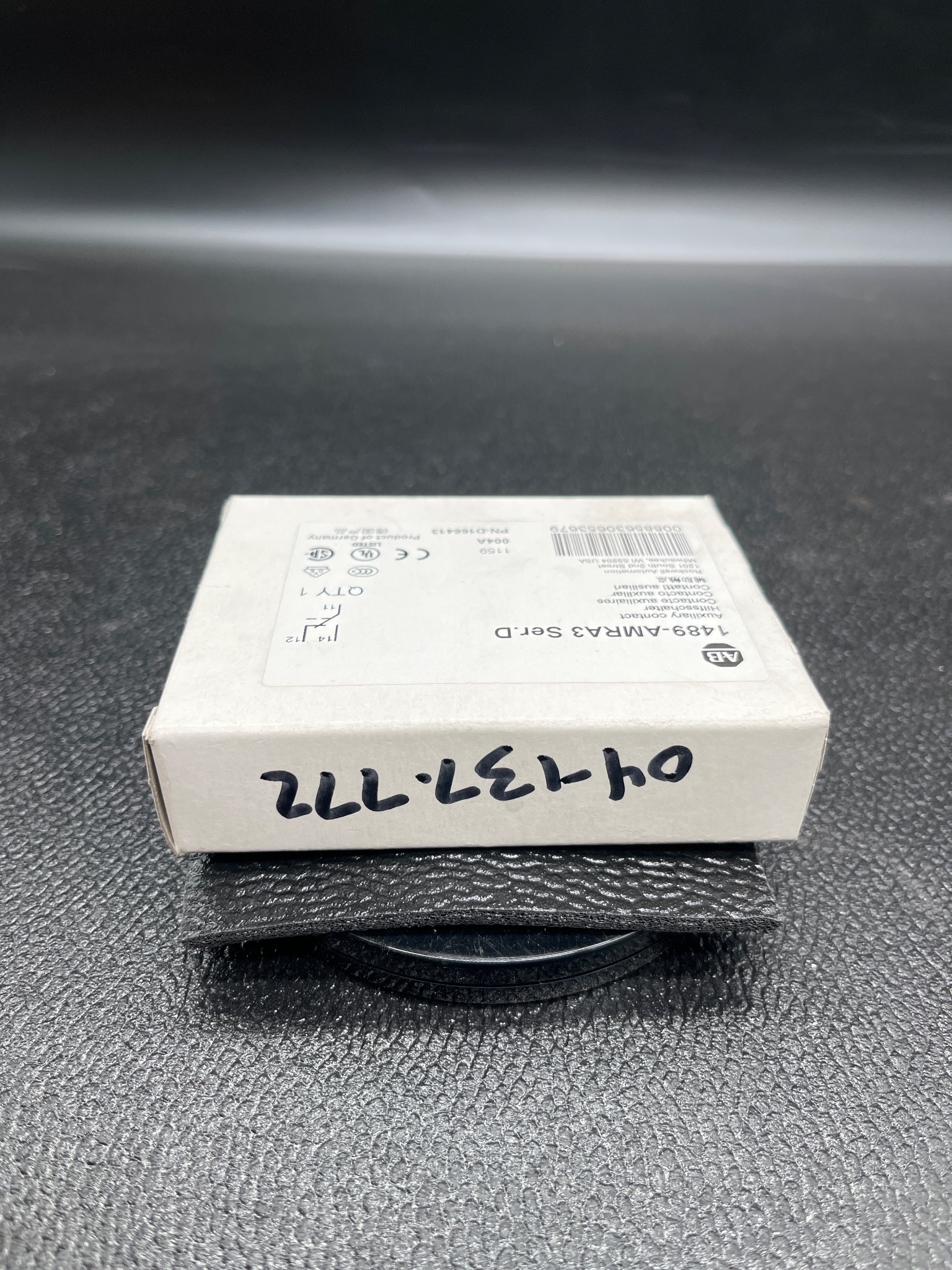 ALLEN BRADLEY 1489-AMRA3 Auxiliary Contact NEW 2
